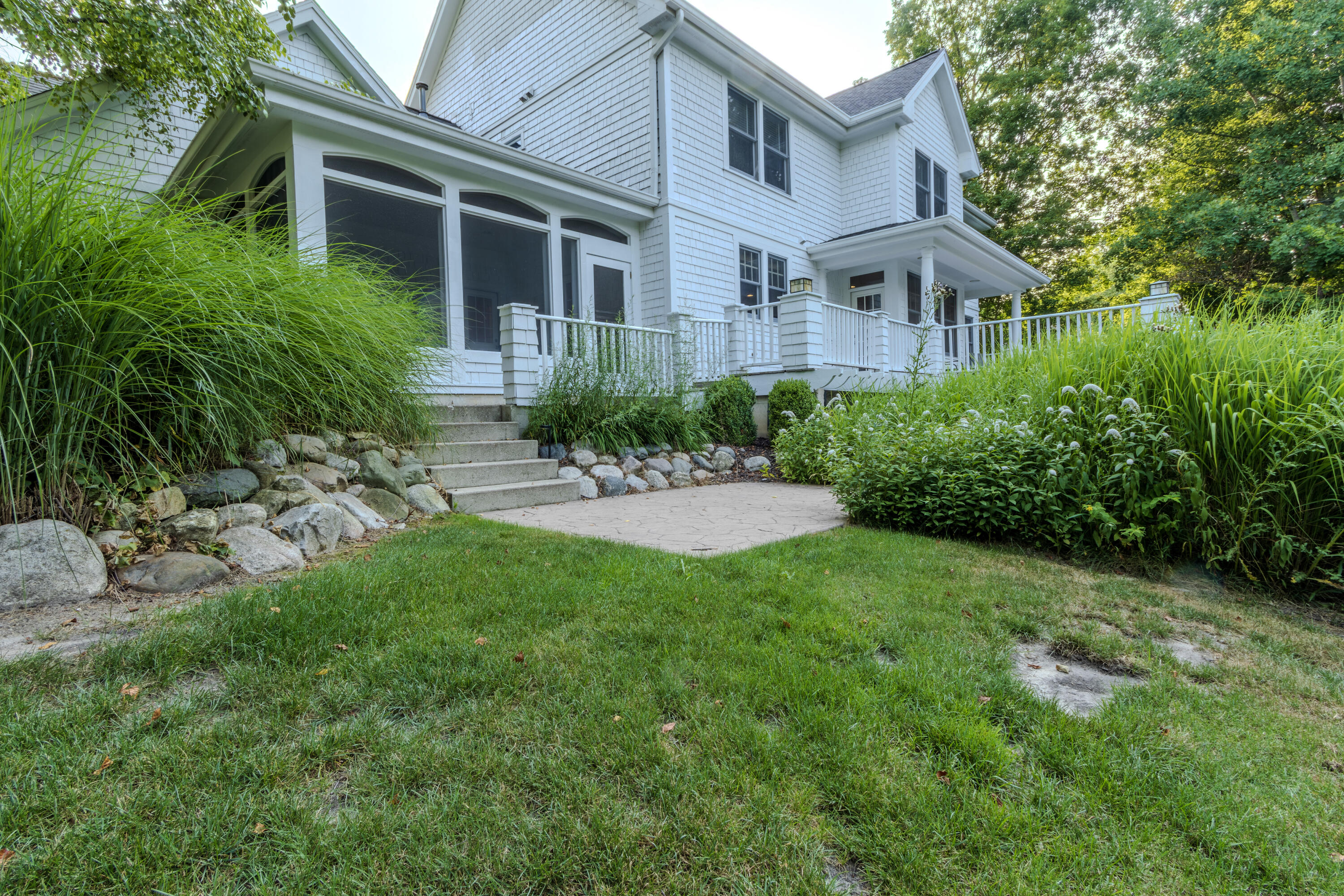 1670 Flowers Crossing Drive NE Grand Rapids MI 49525