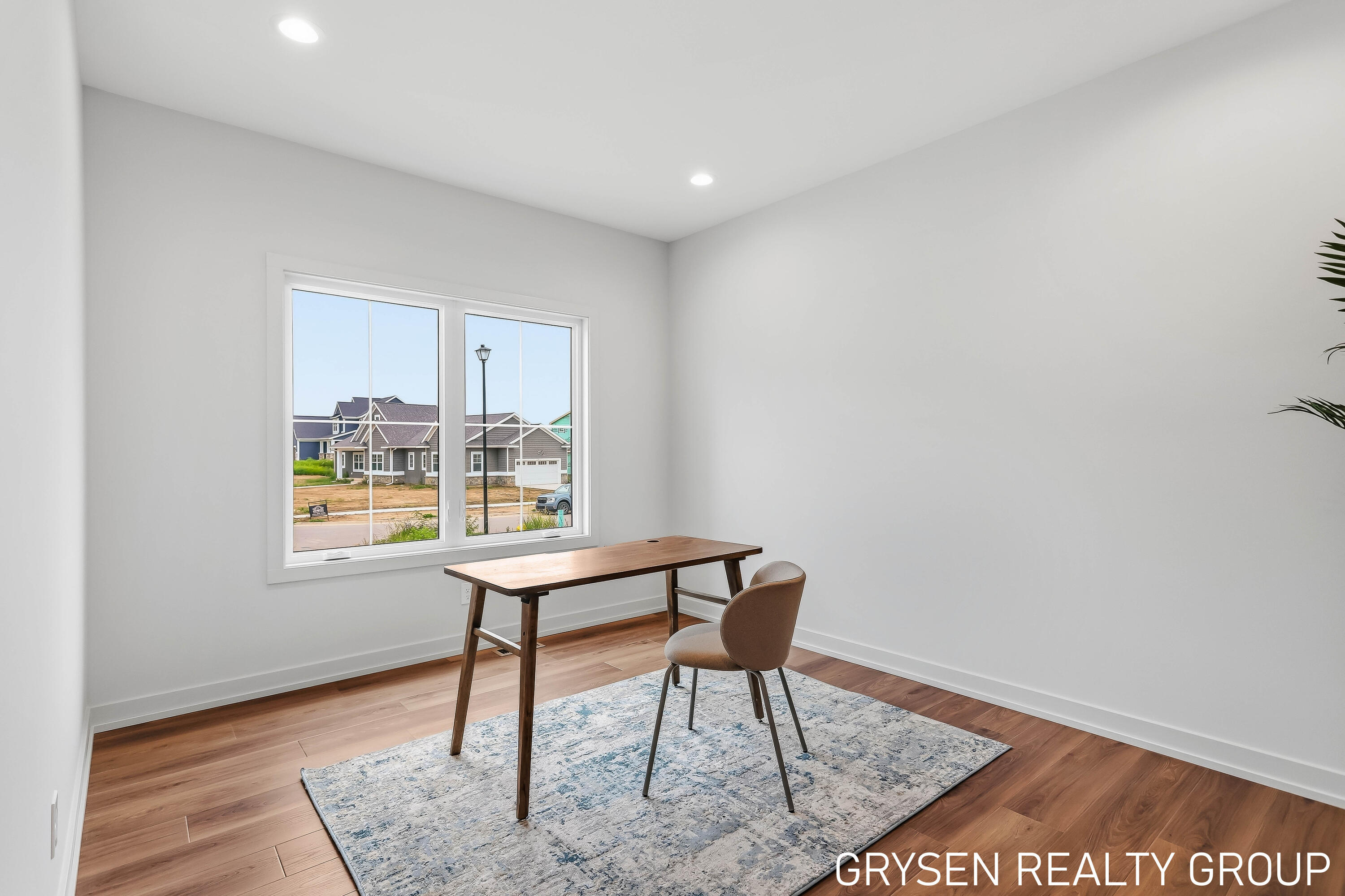 1839 Stratford Lane NW Grand Rapids MI 49534
