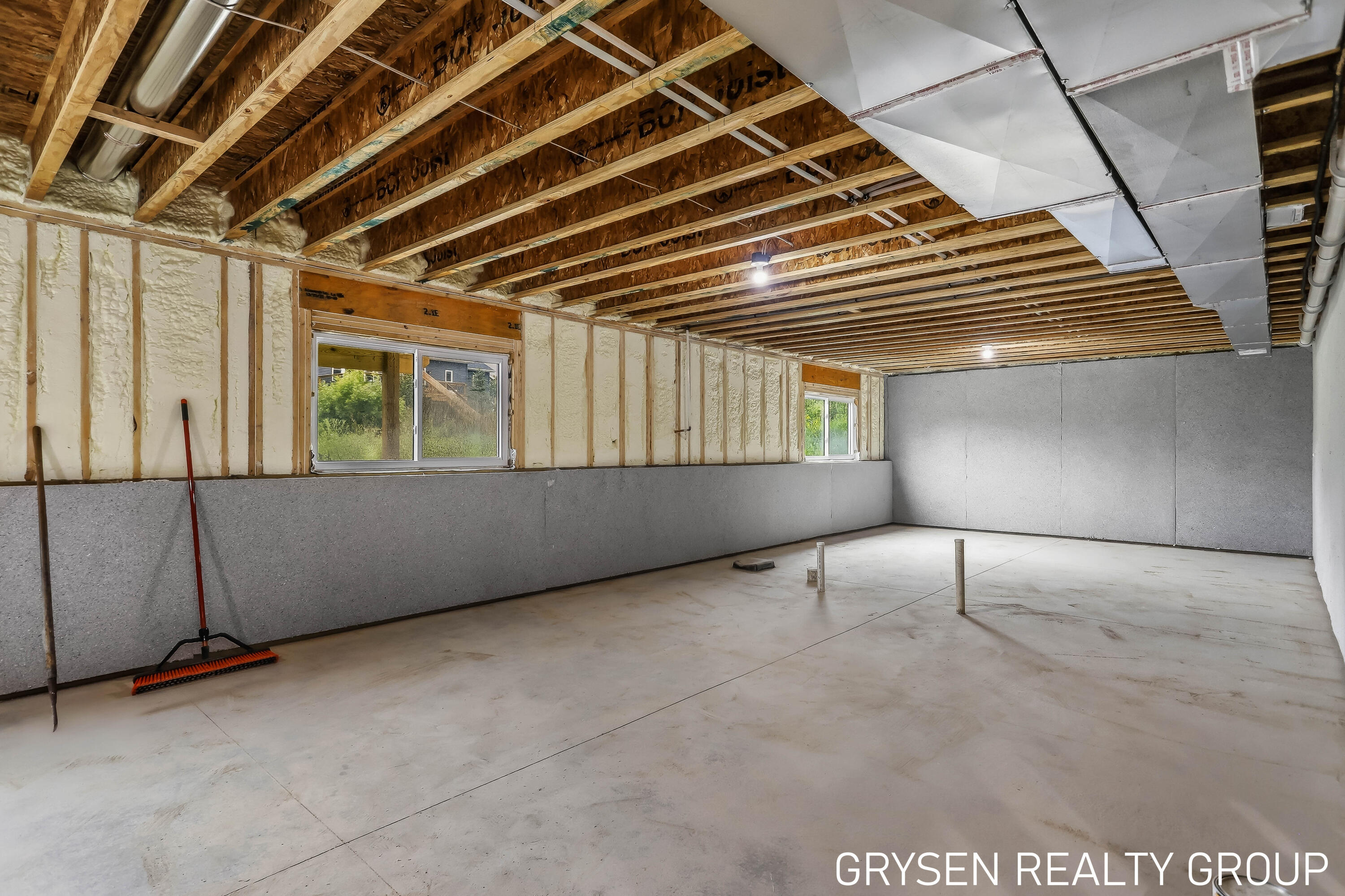 1839 Stratford Lane NW Grand Rapids MI 49534
