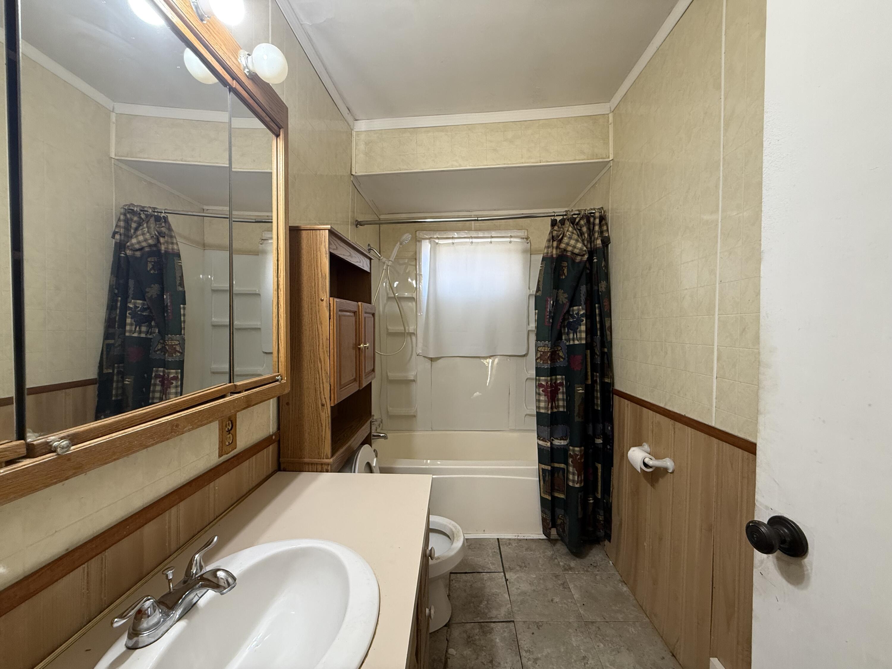 13507 152nd Avenue Grand Haven MI 49417