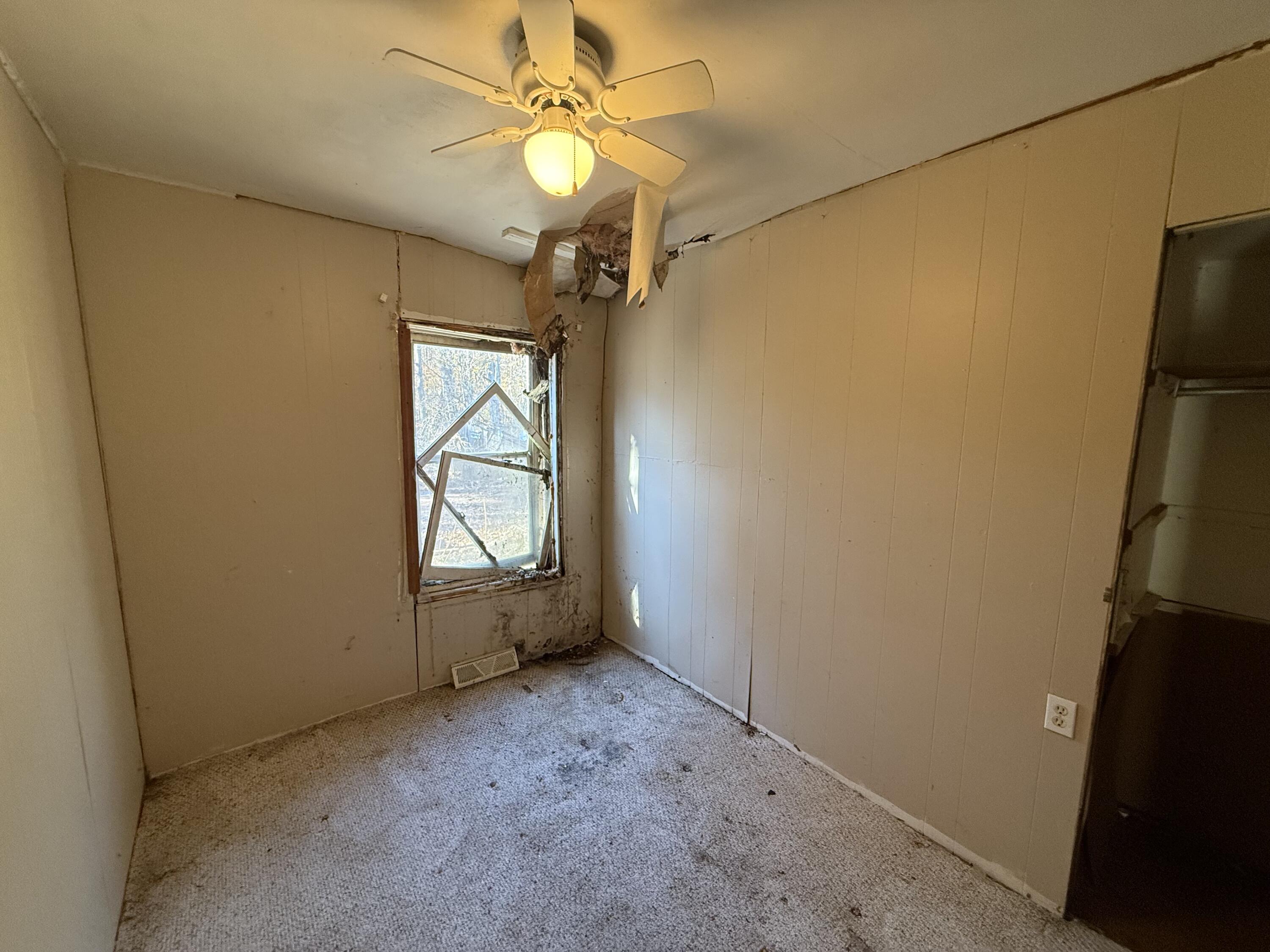 13507 152nd Avenue Grand Haven MI 49417