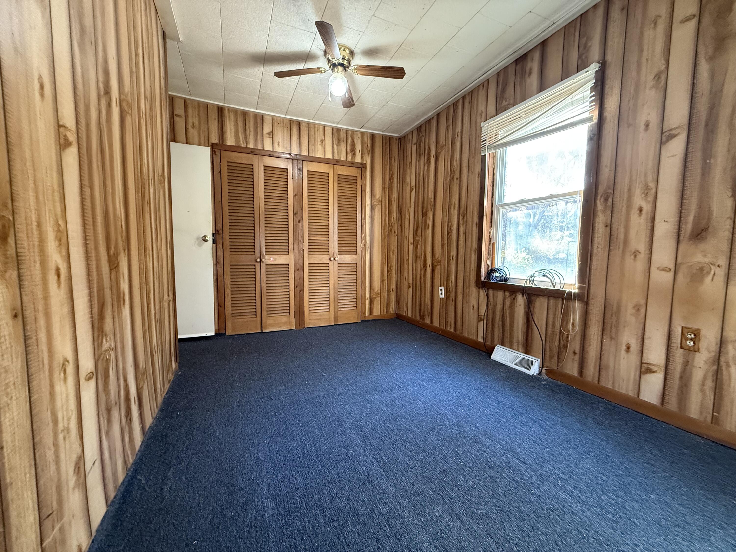 13507 152nd Avenue Grand Haven MI 49417