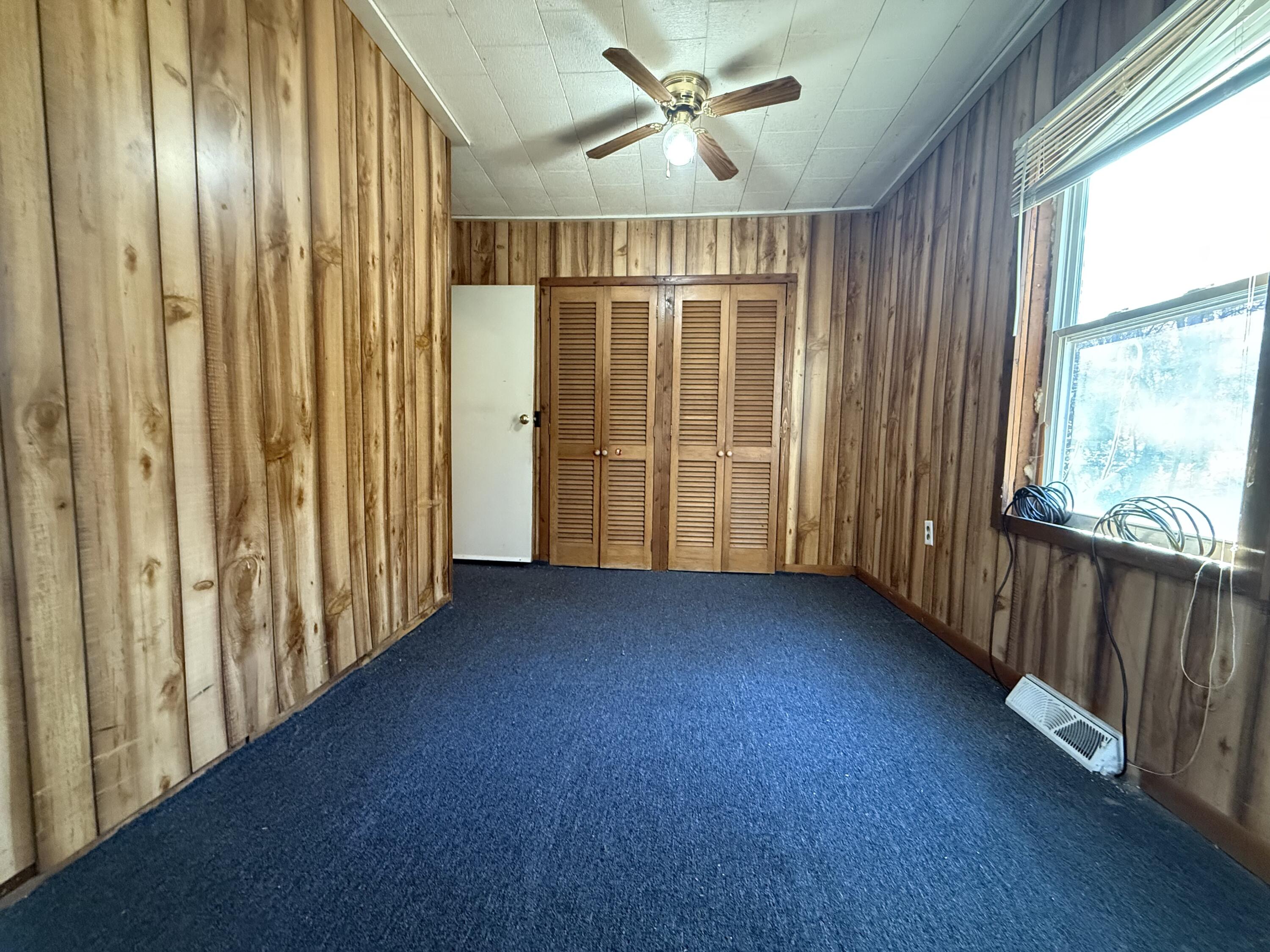 13507 152nd Avenue Grand Haven MI 49417