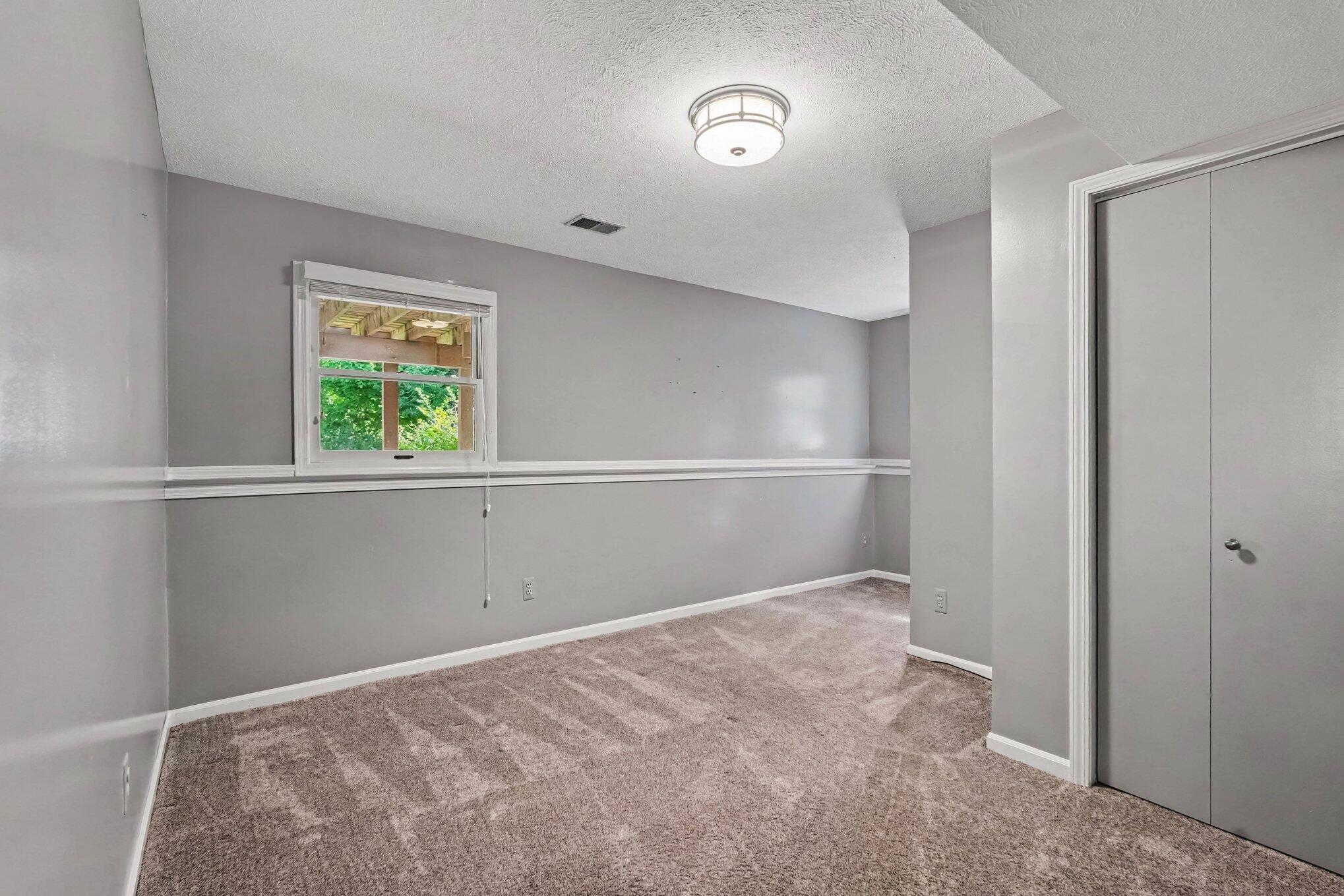 2522 Randall Avenue NW Grand Rapids MI 49534
