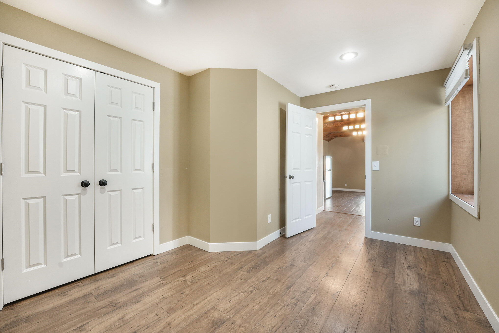 729 Fairview Avenue NE Grand Rapids MI 49503