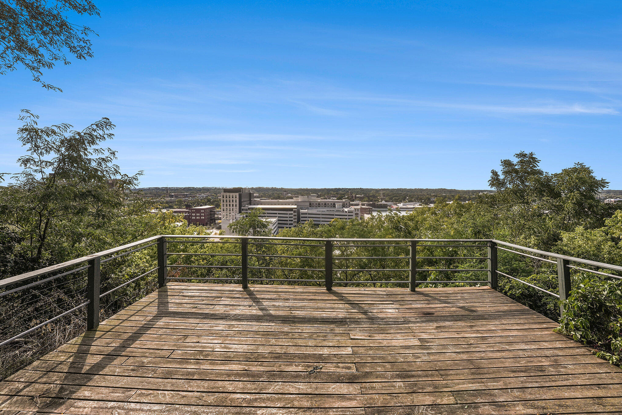 729 Fairview Avenue NE Grand Rapids MI 49503