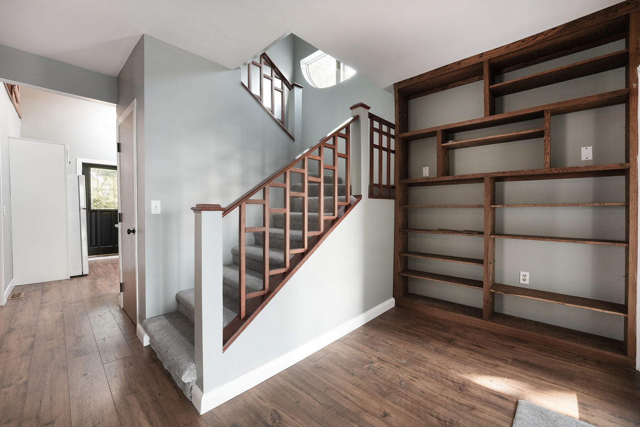 729 Fairview Avenue NE Grand Rapids MI 49503