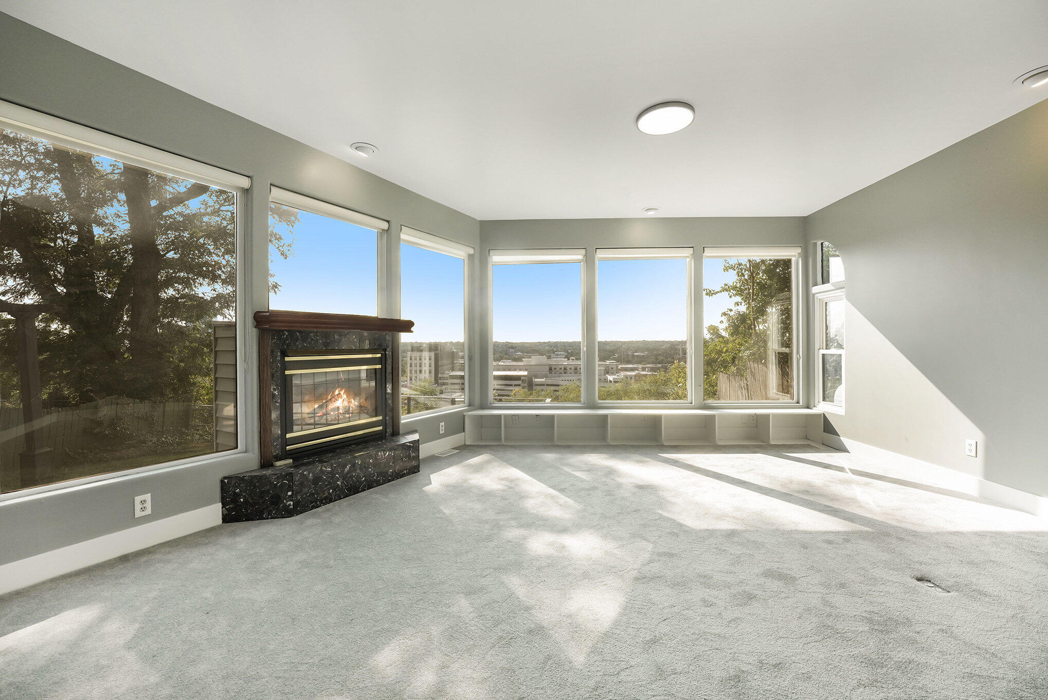 729 Fairview Avenue NE Grand Rapids MI 49503