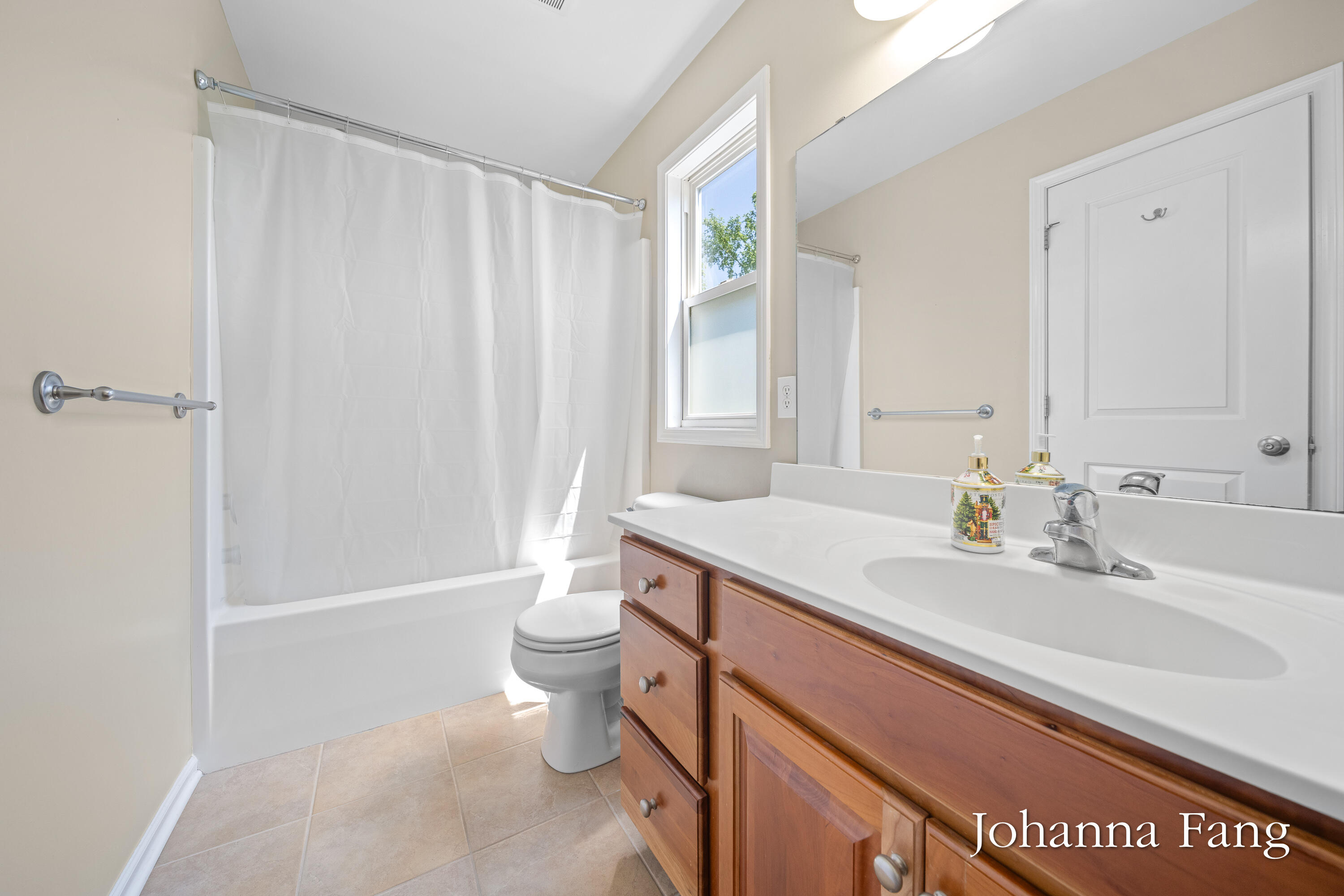 3673 Maple Hurst Drive SE Grand Rapids MI 49512