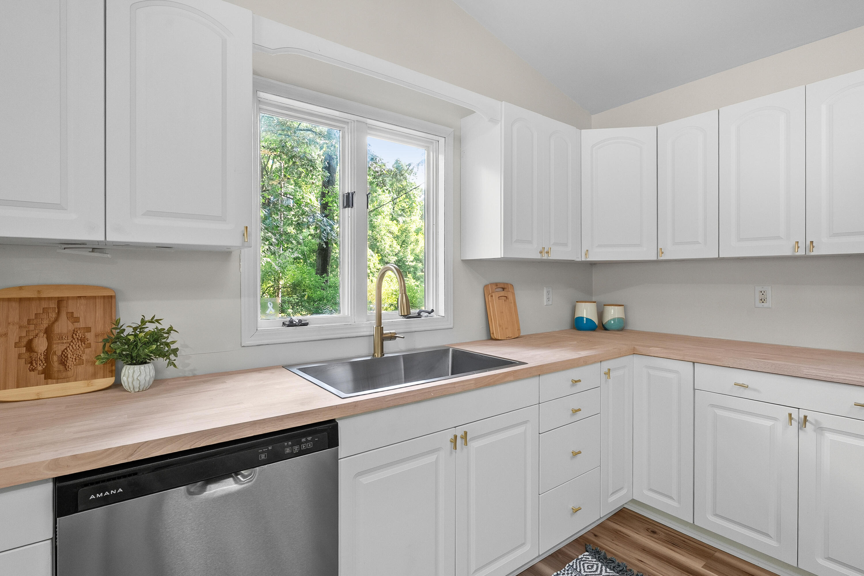 50521 8th Avenue Grand Junction MI 49056
