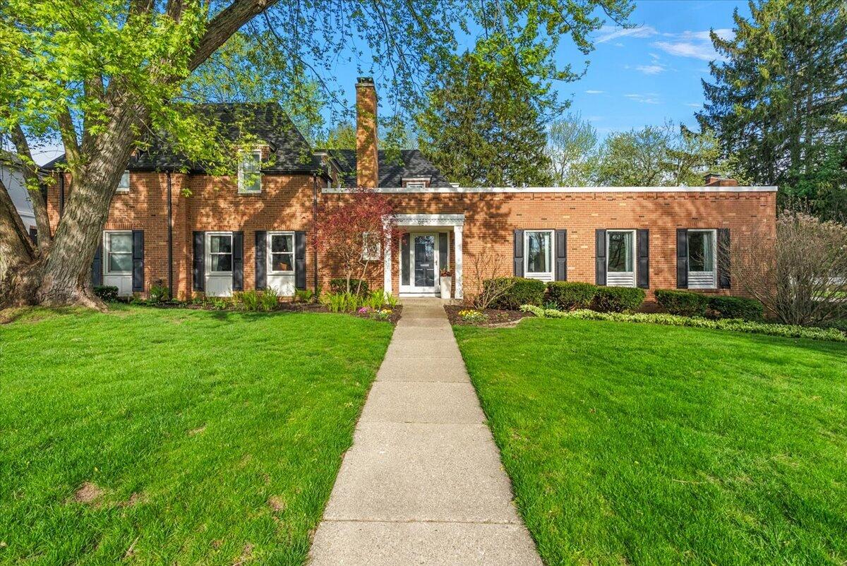 950 San Jose Drive SE Grand Rapids MI 49506