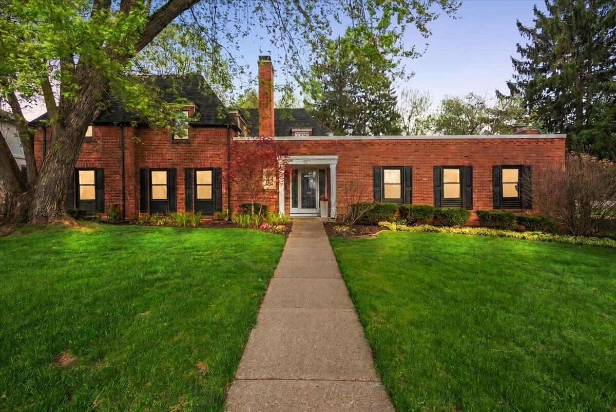 950 San Jose Drive SE Grand Rapids MI 49506