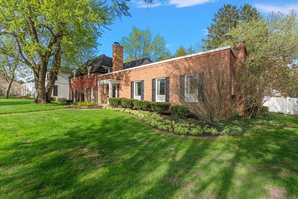 950 San Jose Drive SE Grand Rapids MI 49506