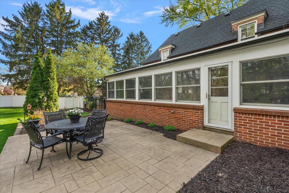 950 San Jose Drive SE Grand Rapids MI 49506