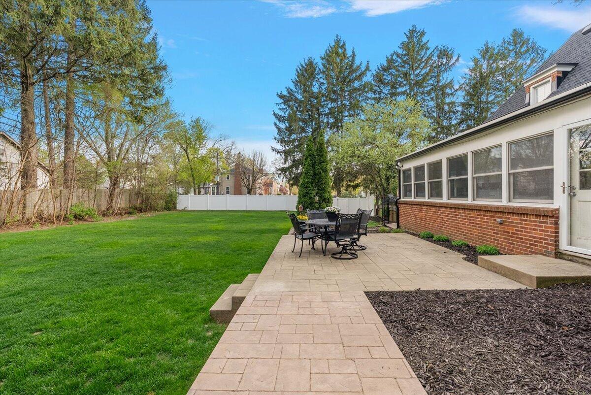 950 San Jose Drive SE Grand Rapids MI 49506
