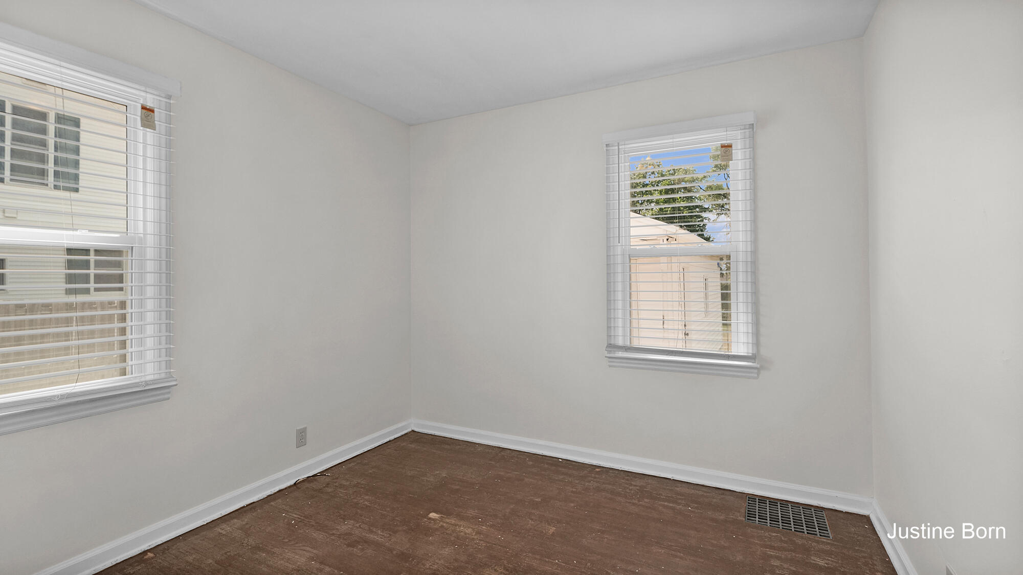 546 Ferris Street NW Grand Rapids MI 49544