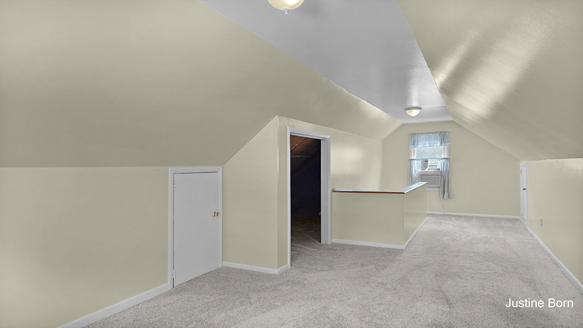 546 Ferris Street NW Grand Rapids MI 49544