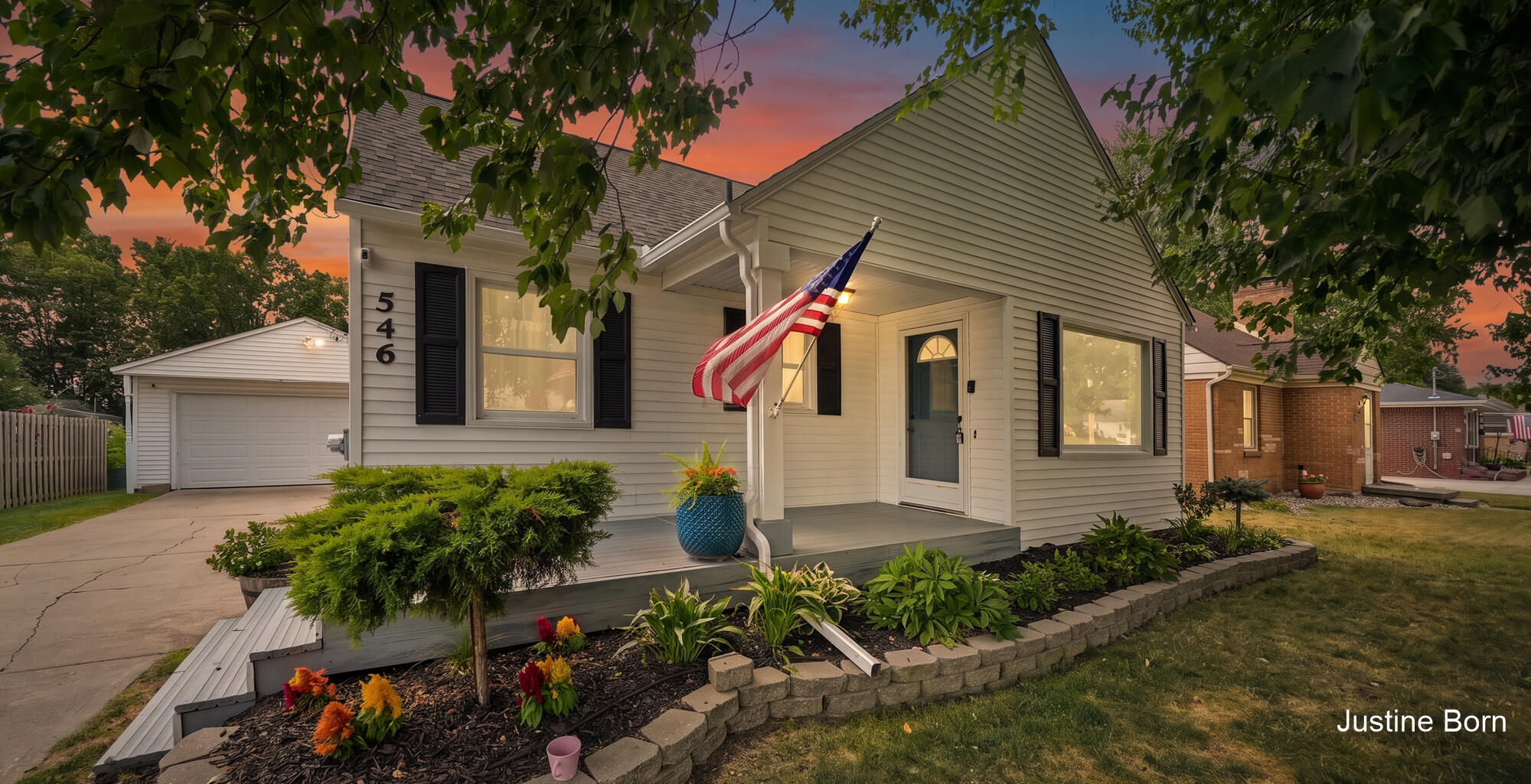 546 Ferris Street NW Grand Rapids MI 49544