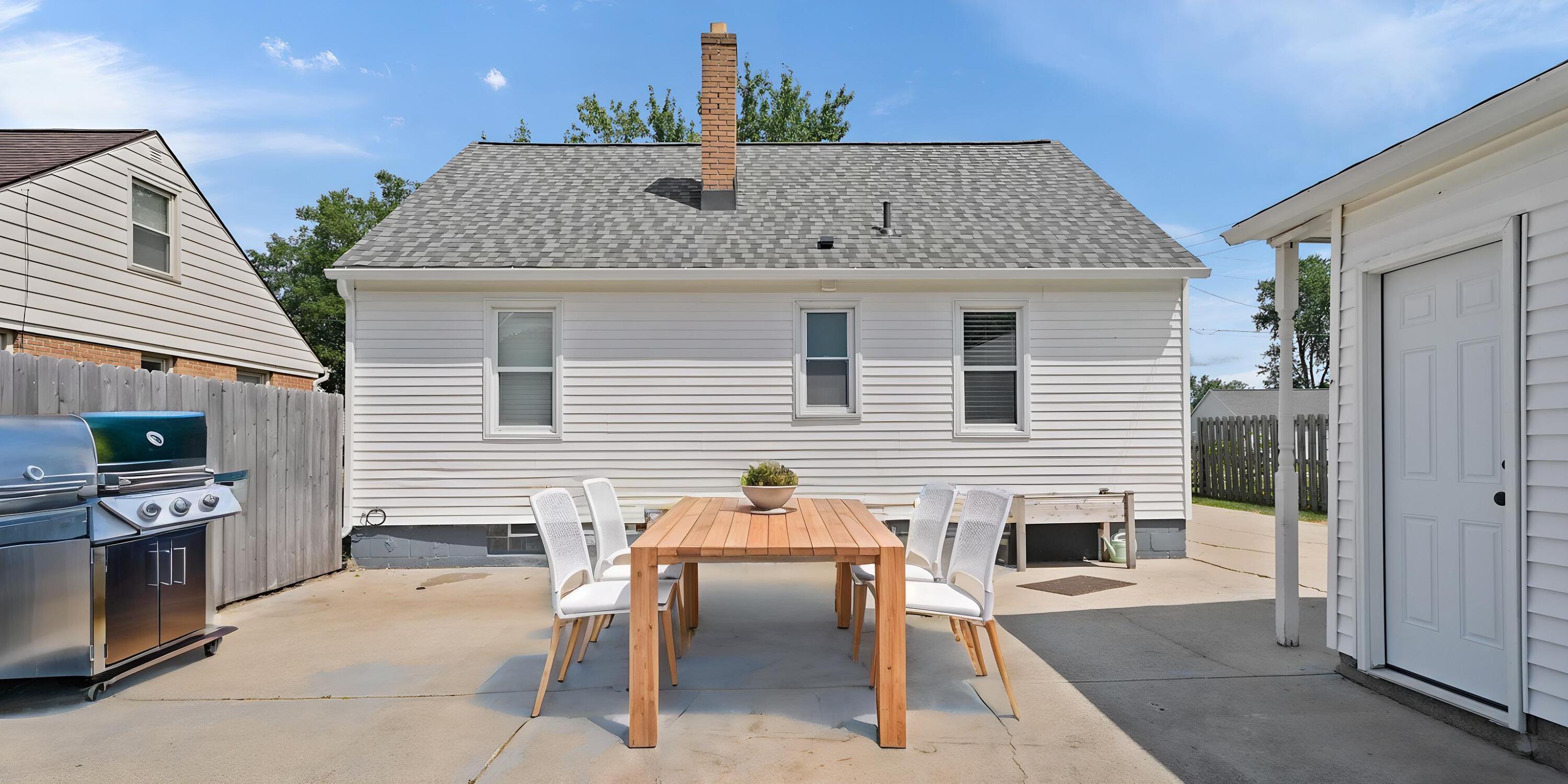 546 Ferris Street NW Grand Rapids MI 49544