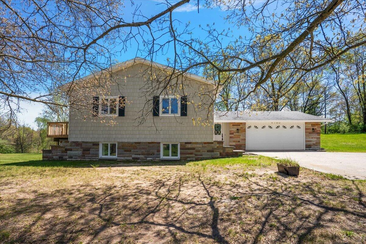 9780 Courtland Drive NE Rockford MI 49341