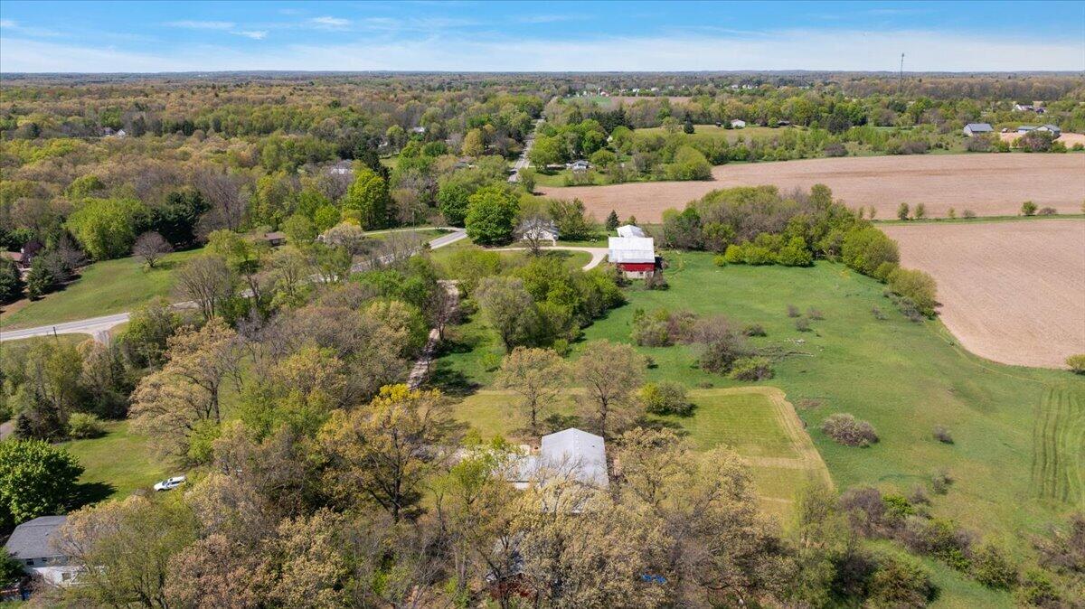 9780 Courtland Drive NE Rockford MI 49341