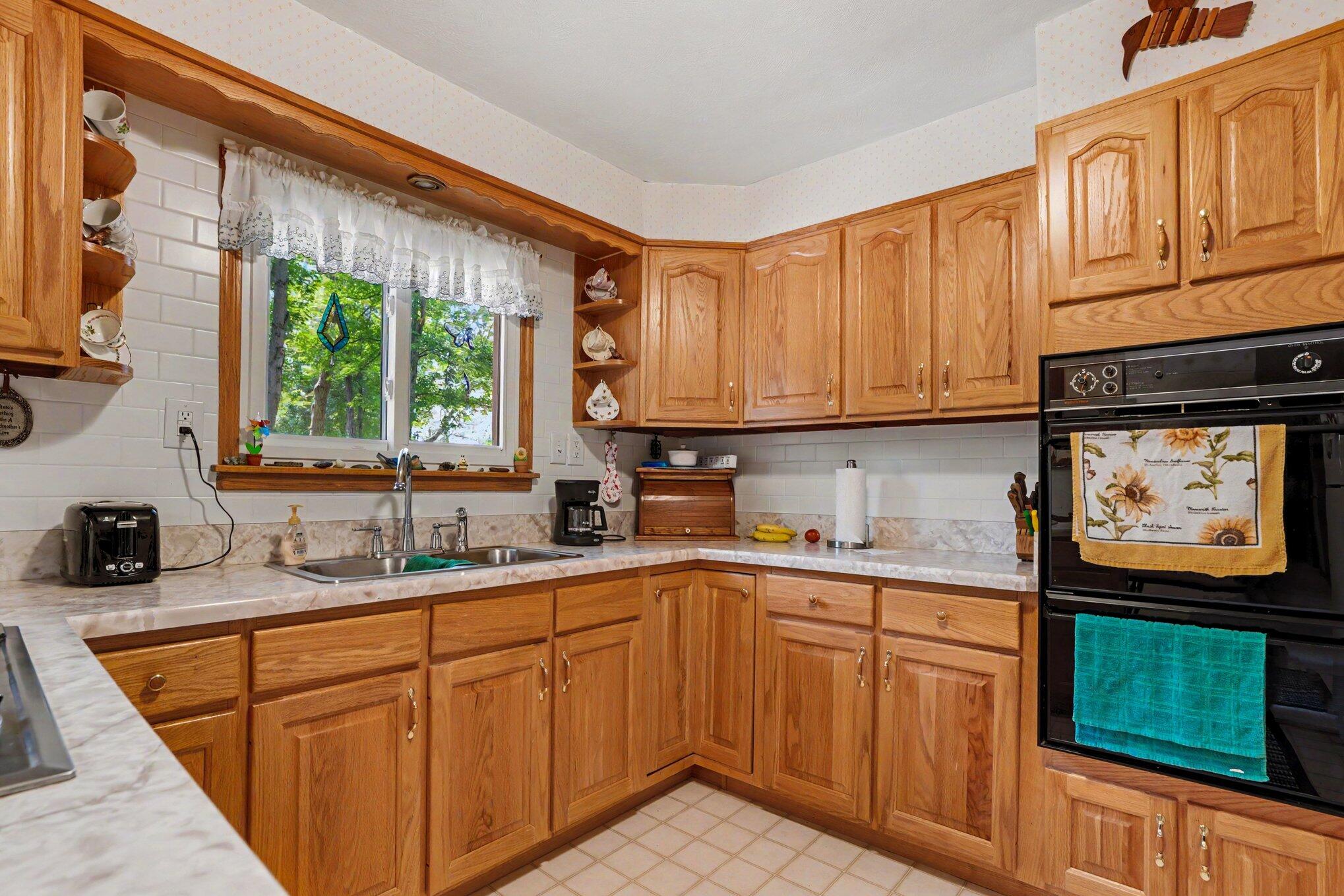 71323 Merle Street Edwardsburg MI 49112