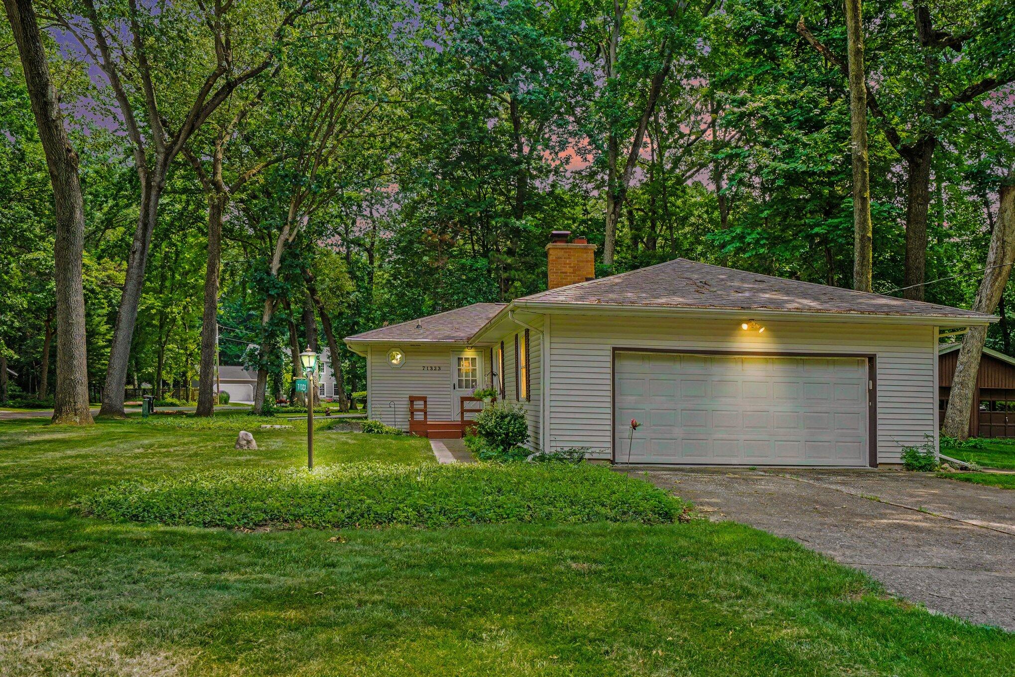 71323 Merle Street Edwardsburg MI 49112
