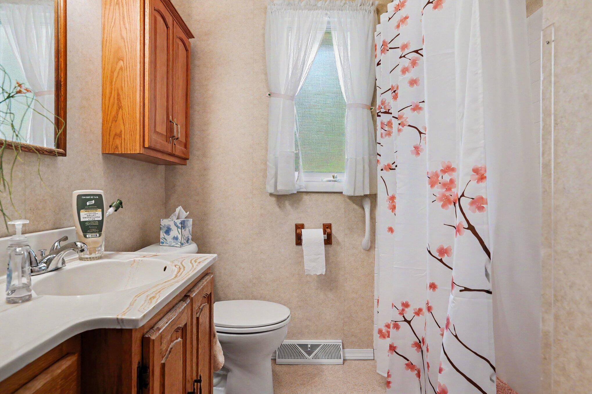71323 Merle Street Edwardsburg MI 49112