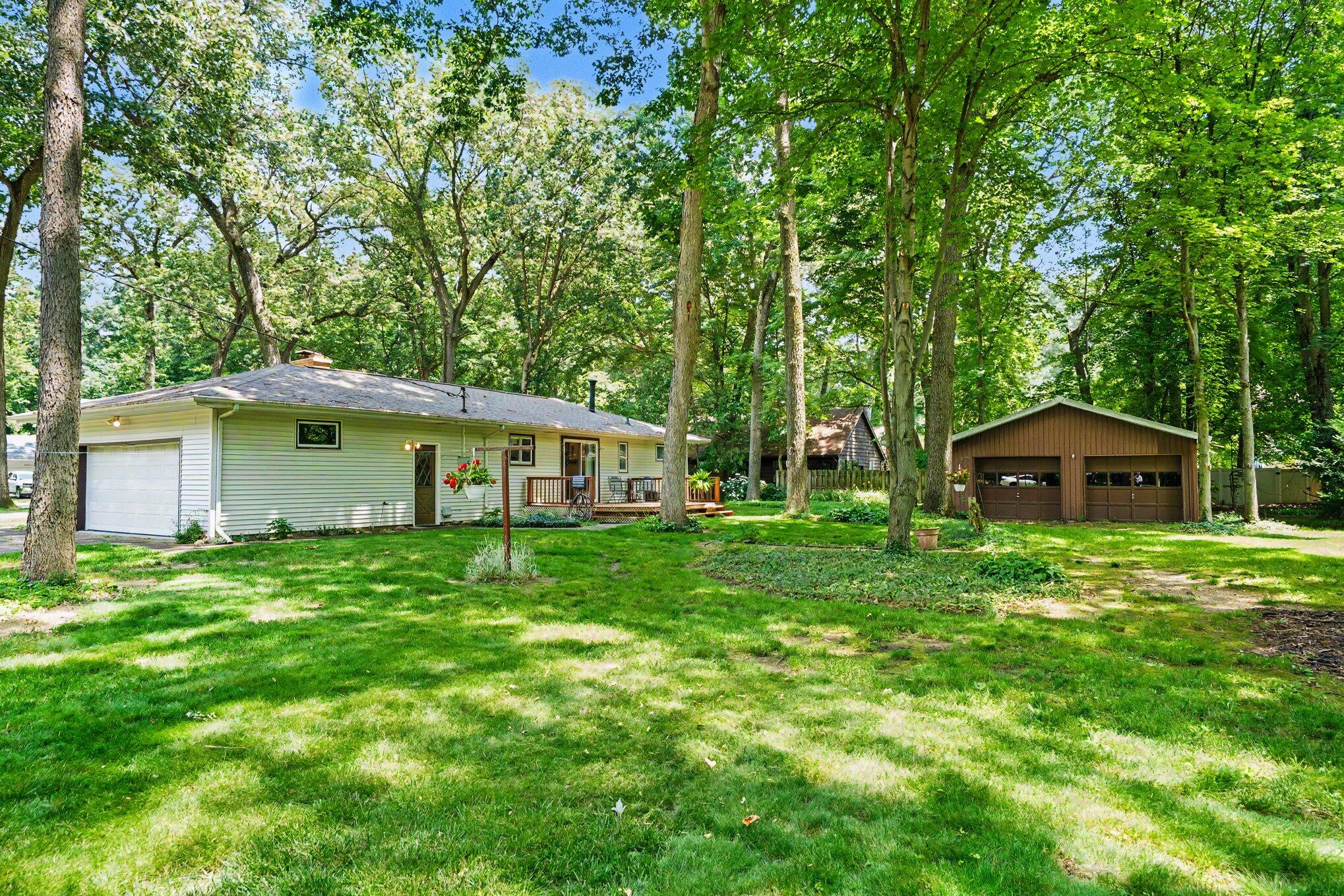 71323 Merle Street Edwardsburg MI 49112