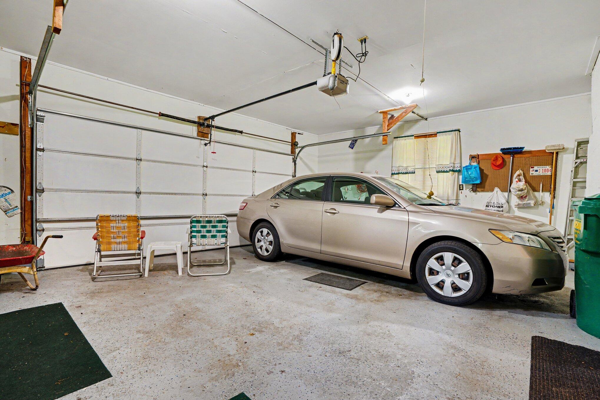 71323 Merle Street Edwardsburg MI 49112