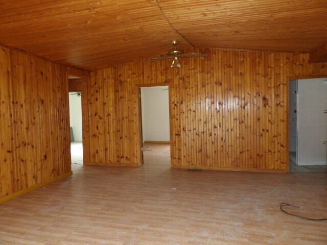 34637 76th Street Covert MI 49043