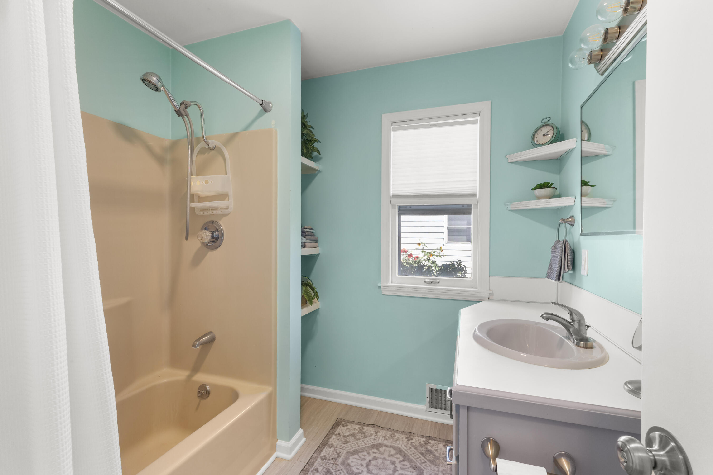 1315 Grant Avenue Grand Haven MI 49417