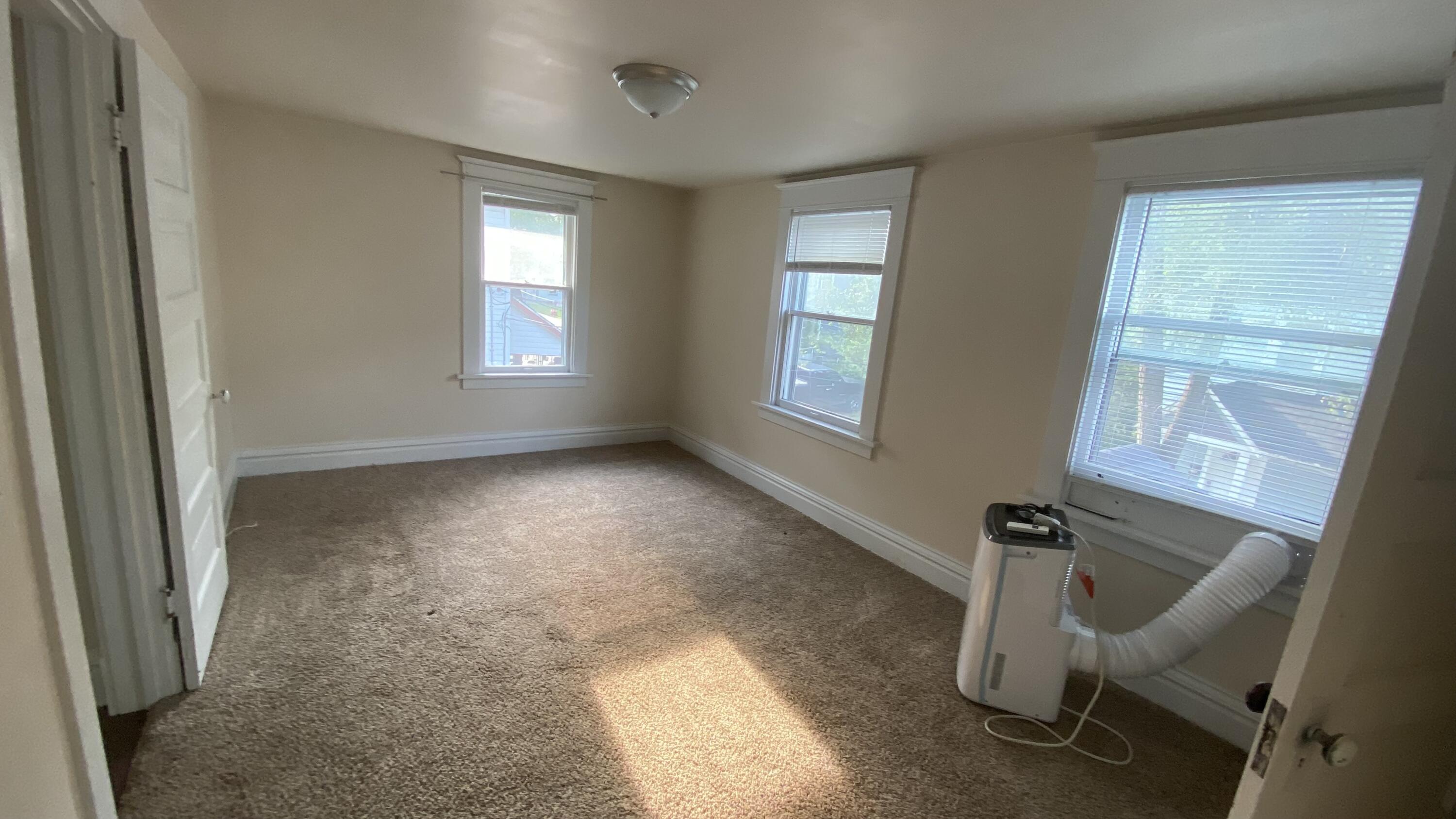 427 Den Adel Court Kalamazoo MI 49001