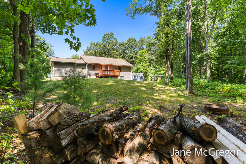 2356 Oak River Lane Muskegon MI 49445