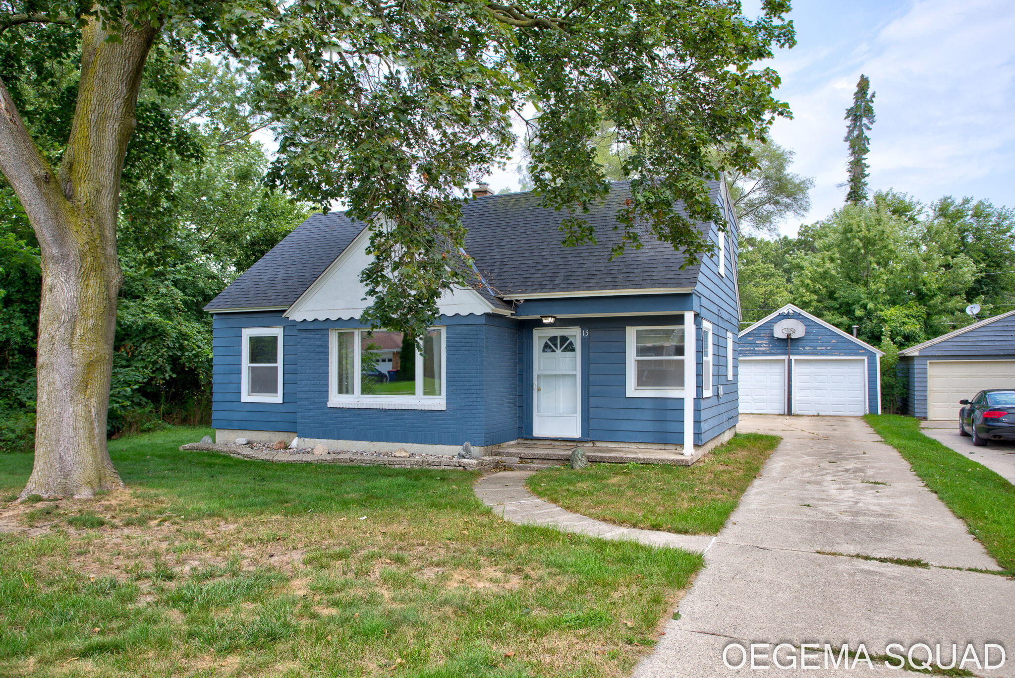 15 E 35th Street Holland MI 49423
