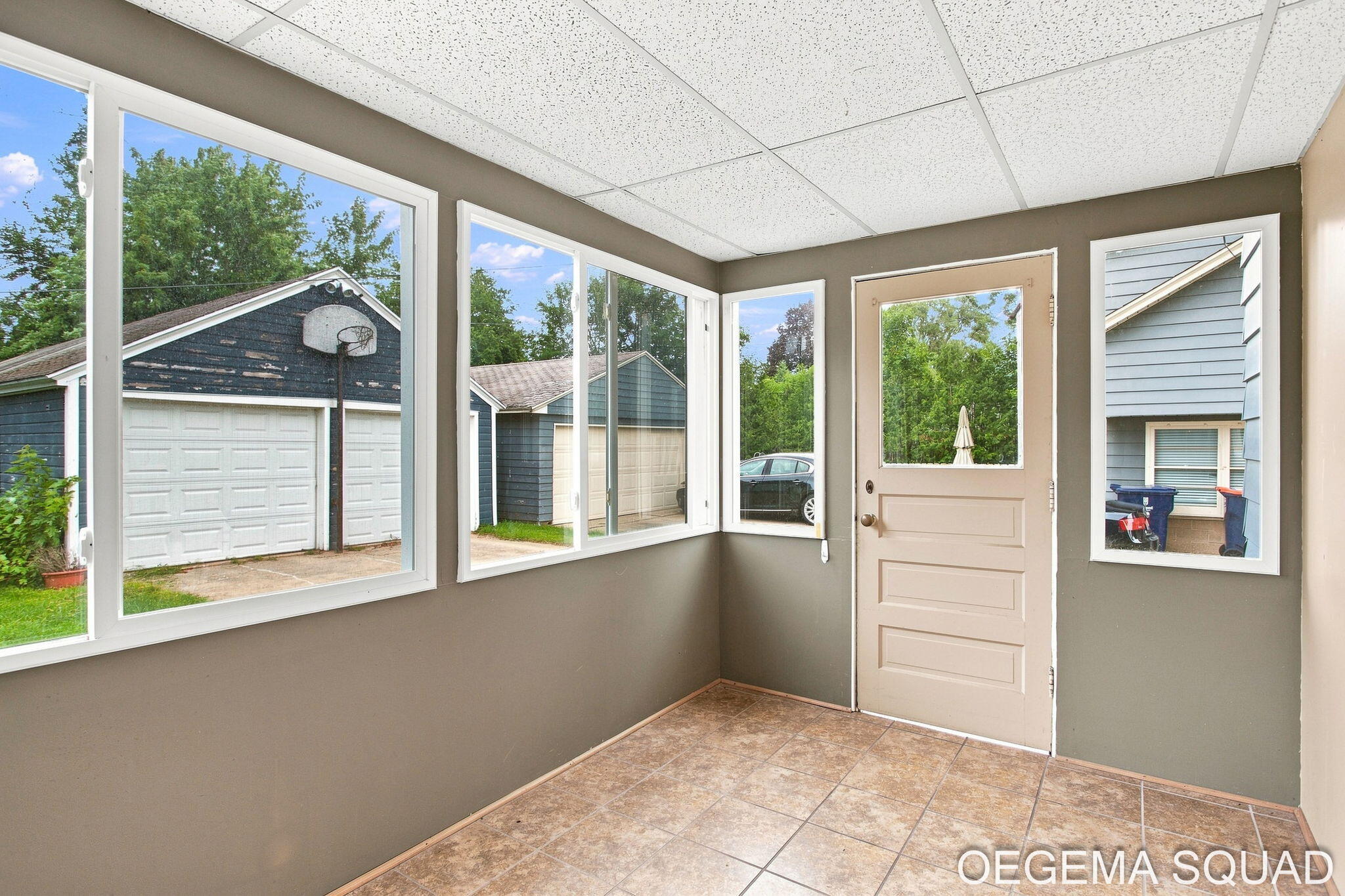 15 E 35th Street Holland MI 49423