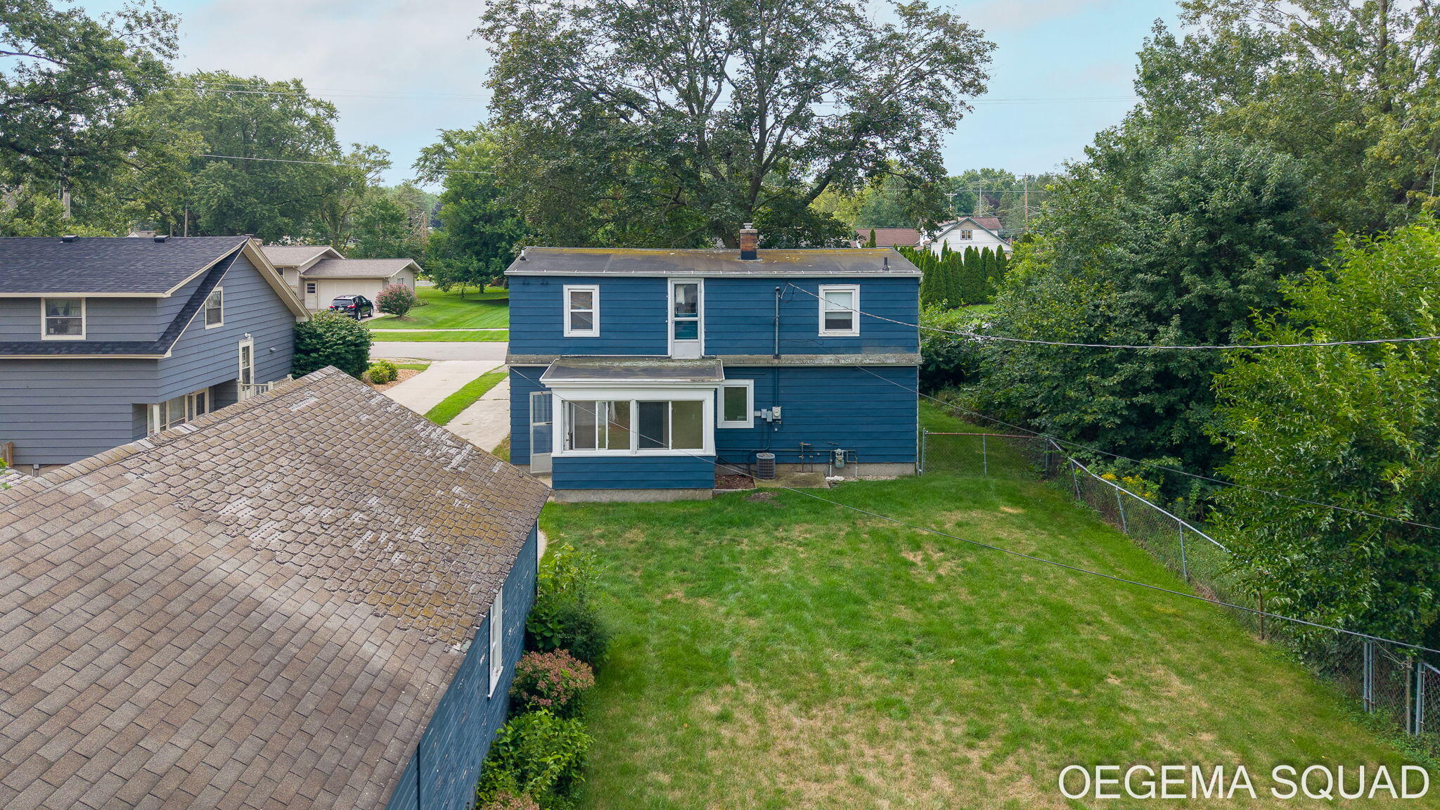 15 E 35th Street Holland MI 49423