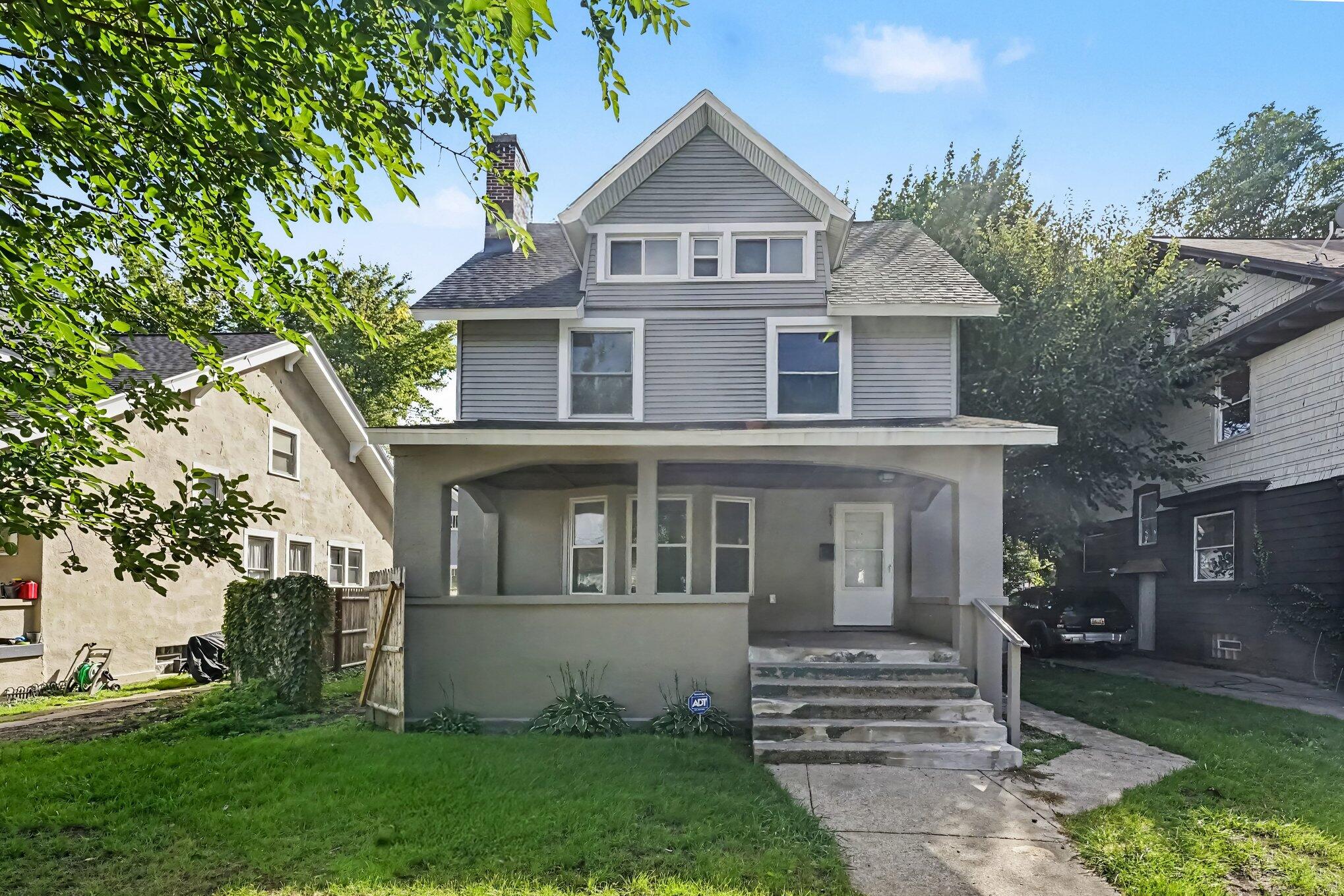 754 Prince Street SE Grand Rapids MI 49507