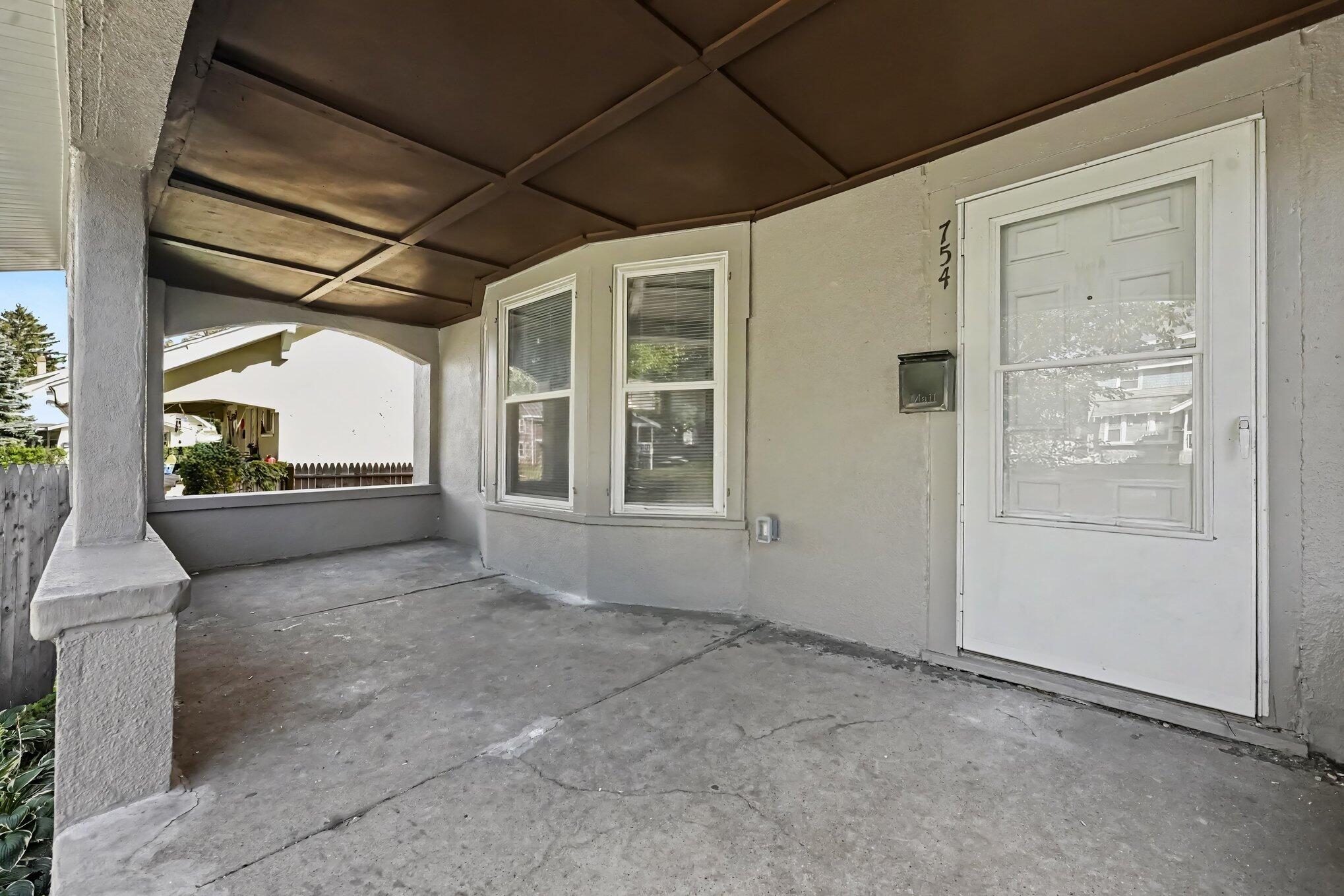 754 Prince Street SE Grand Rapids MI 49507
