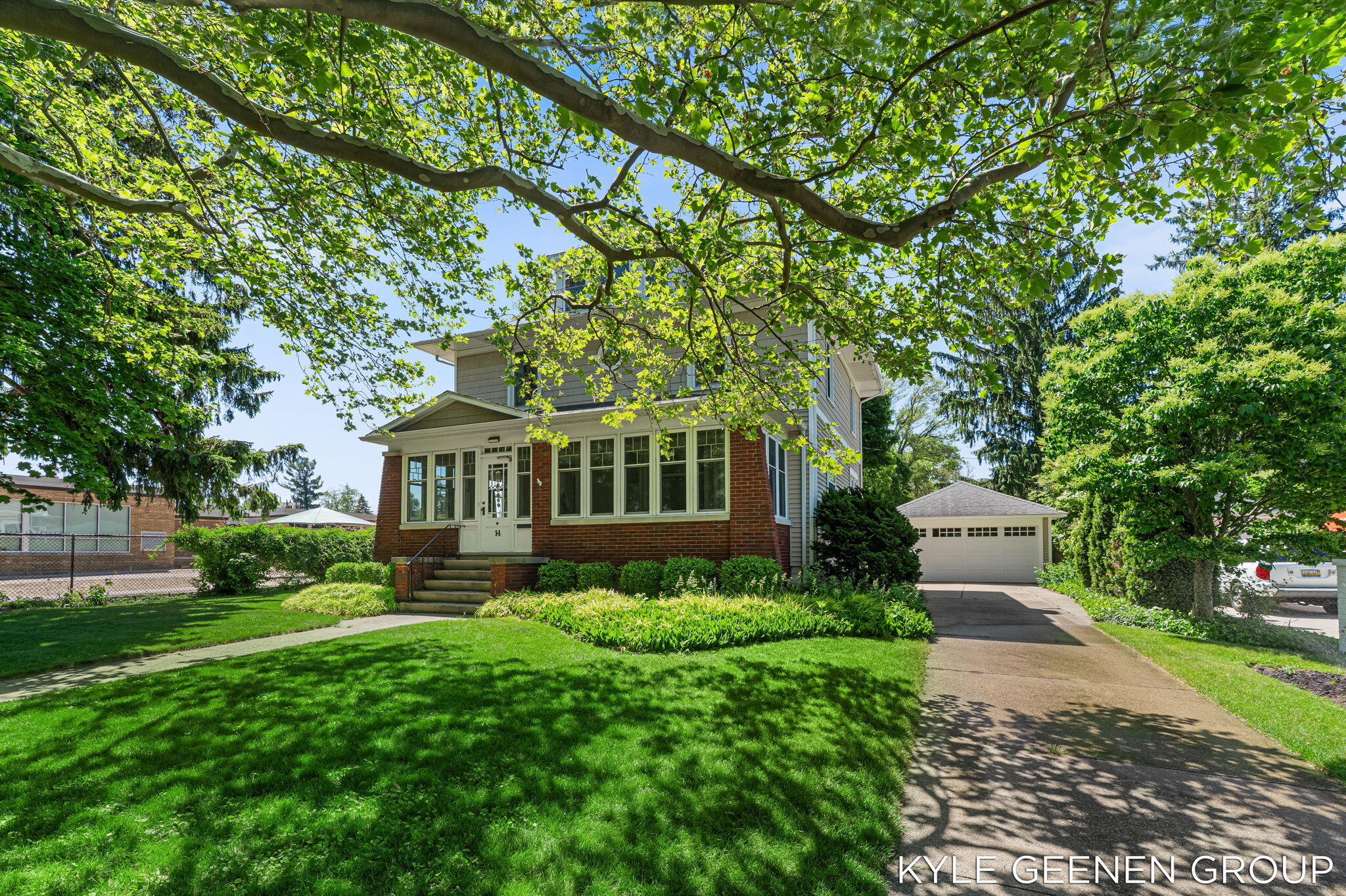 14 E 24th Street Holland MI 49423