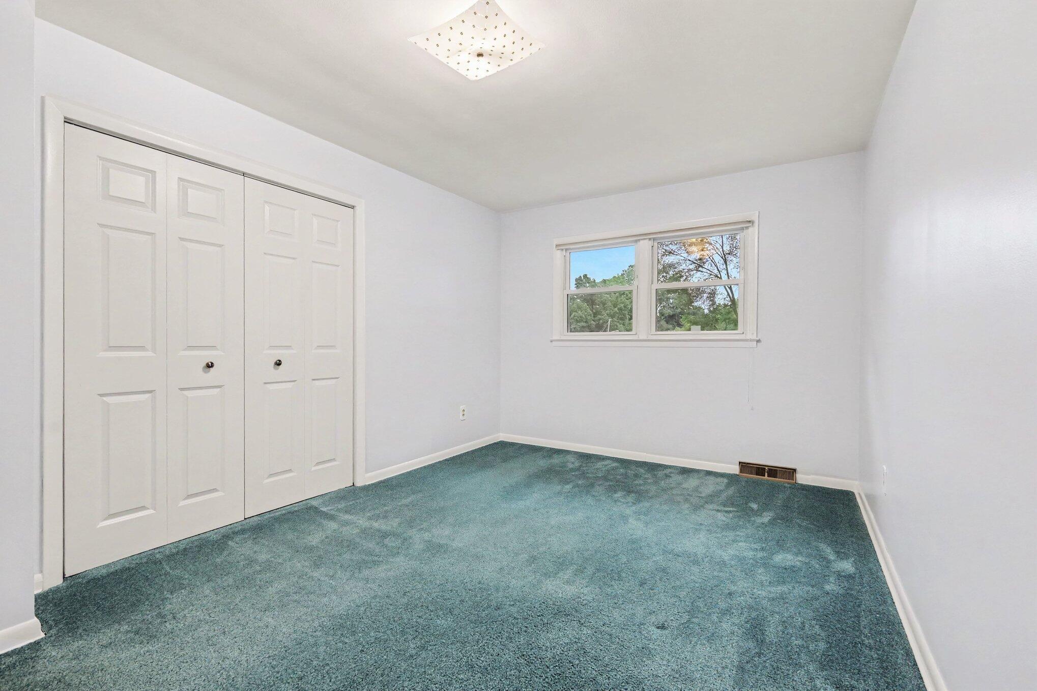 1736 7th Street NW Grand Rapids MI 49504