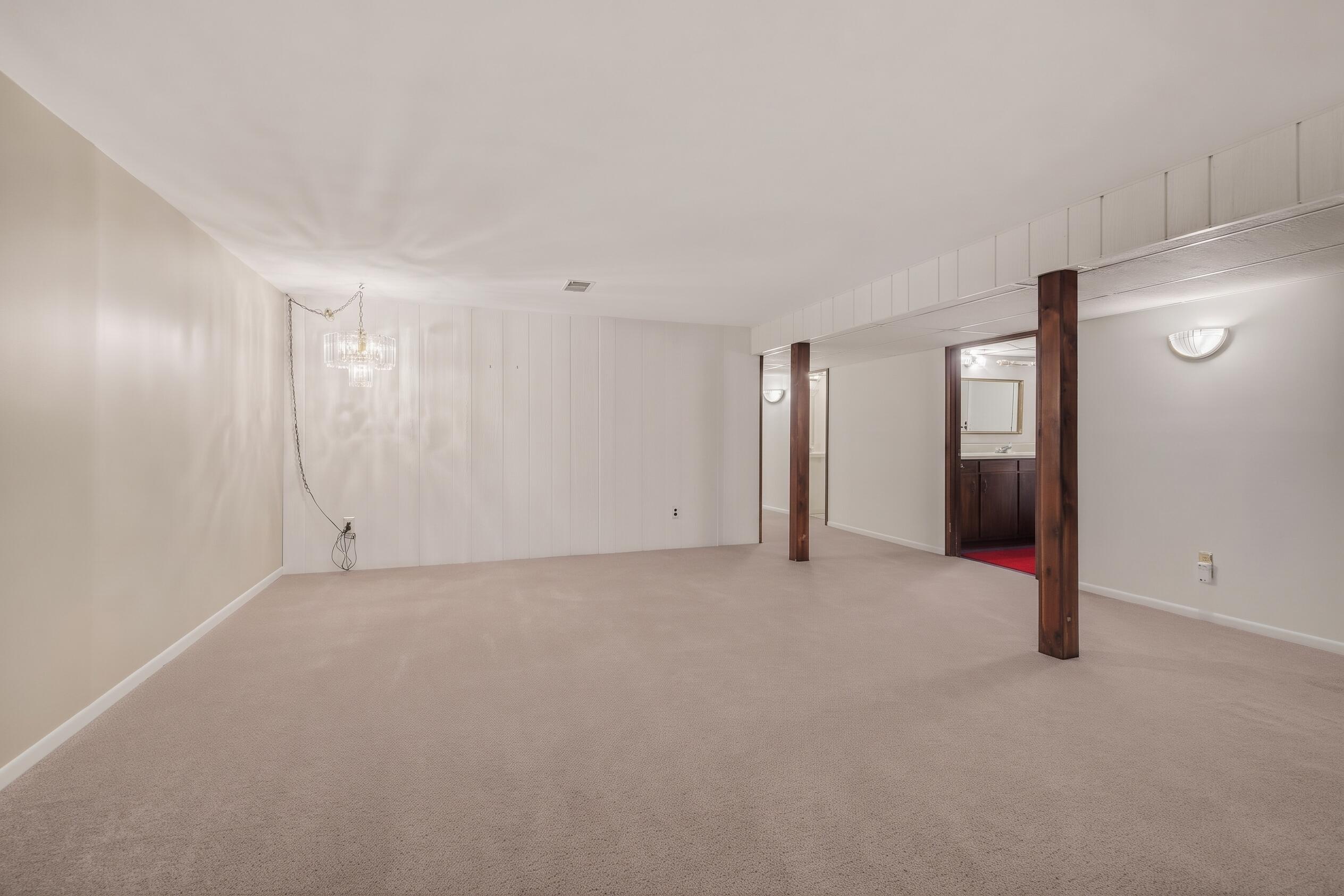 1736 7th Street NW Grand Rapids MI 49504
