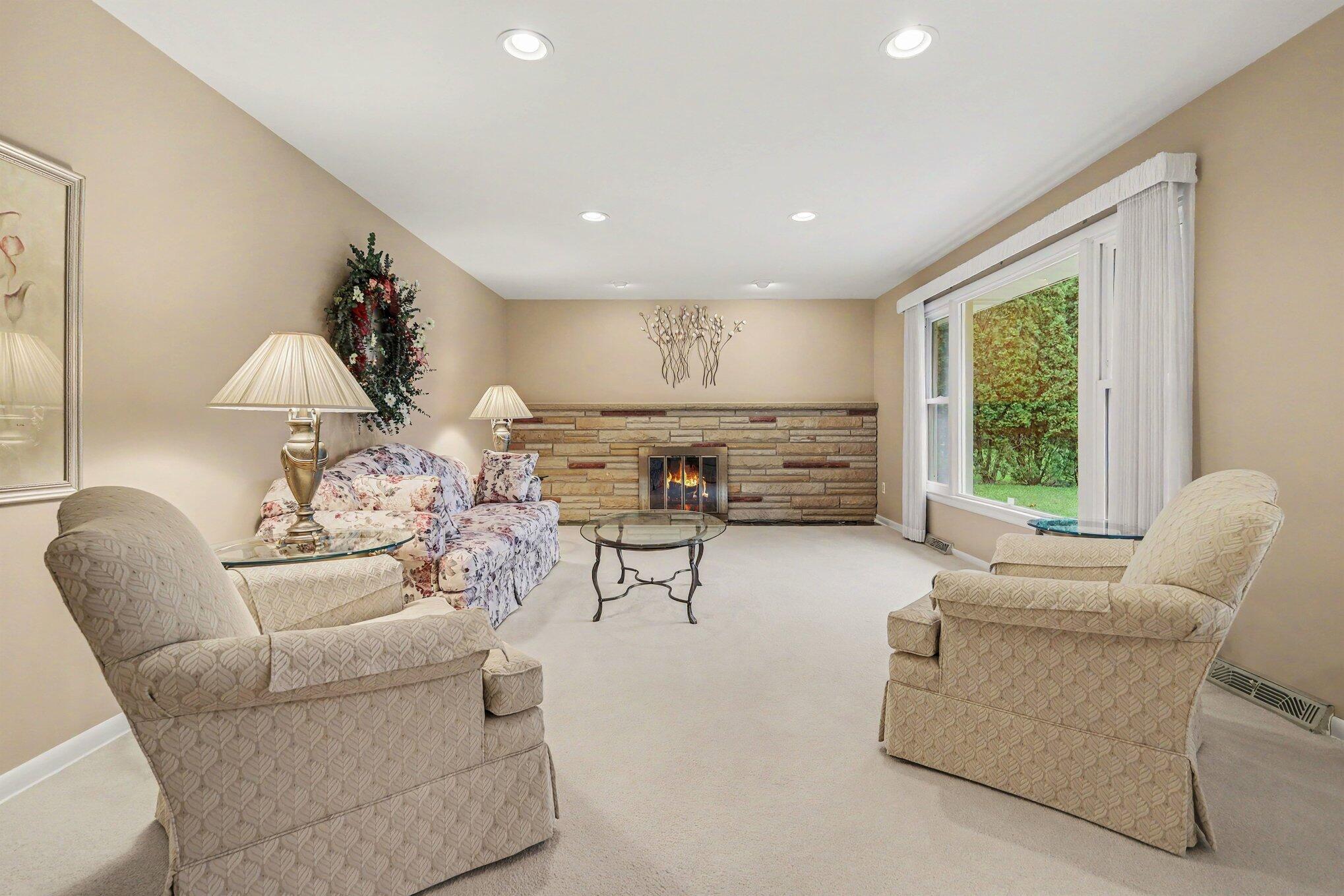 1736 7th Street NW Grand Rapids MI 49504