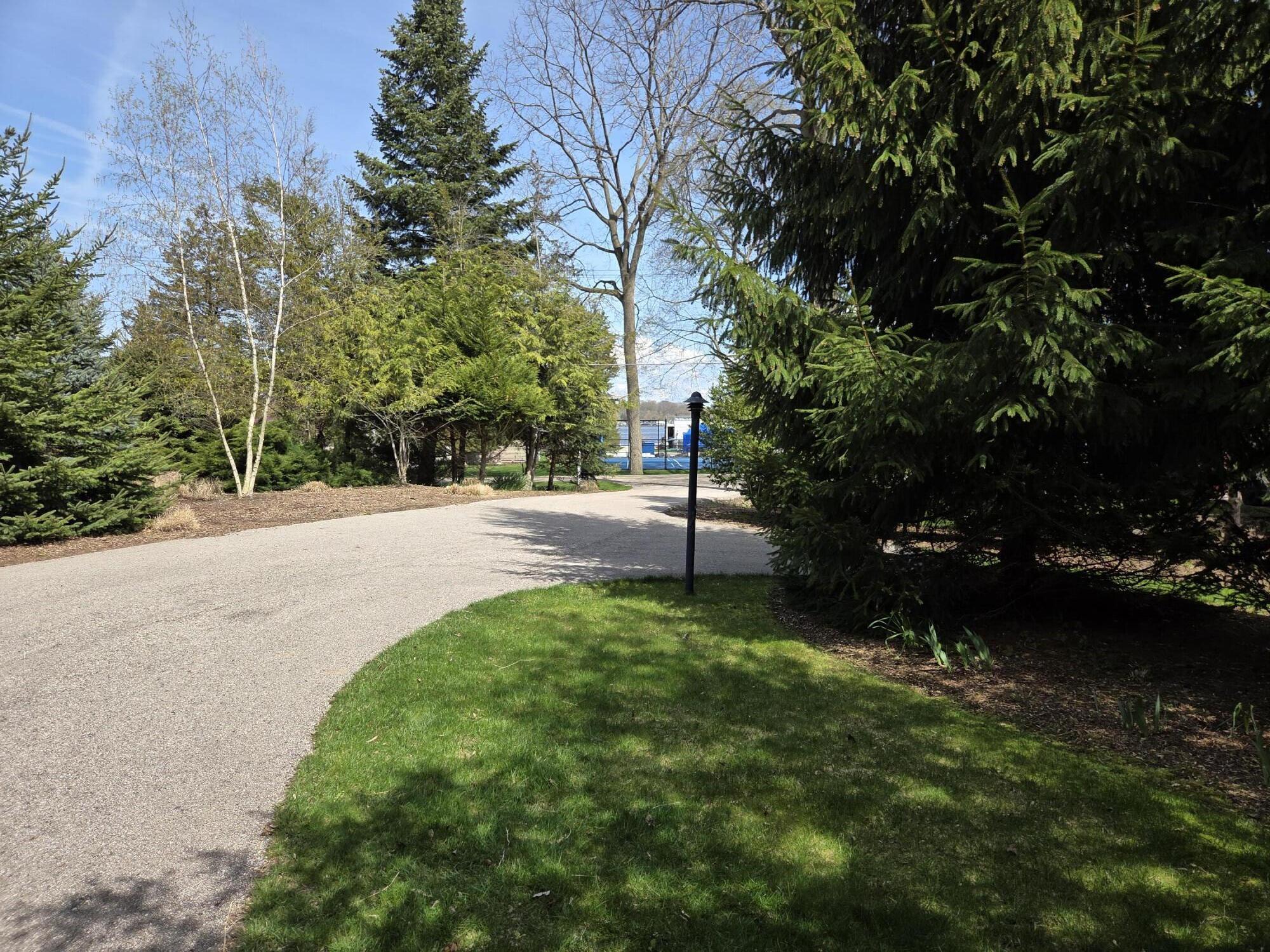 16 Park Street Saugatuck MI 49453