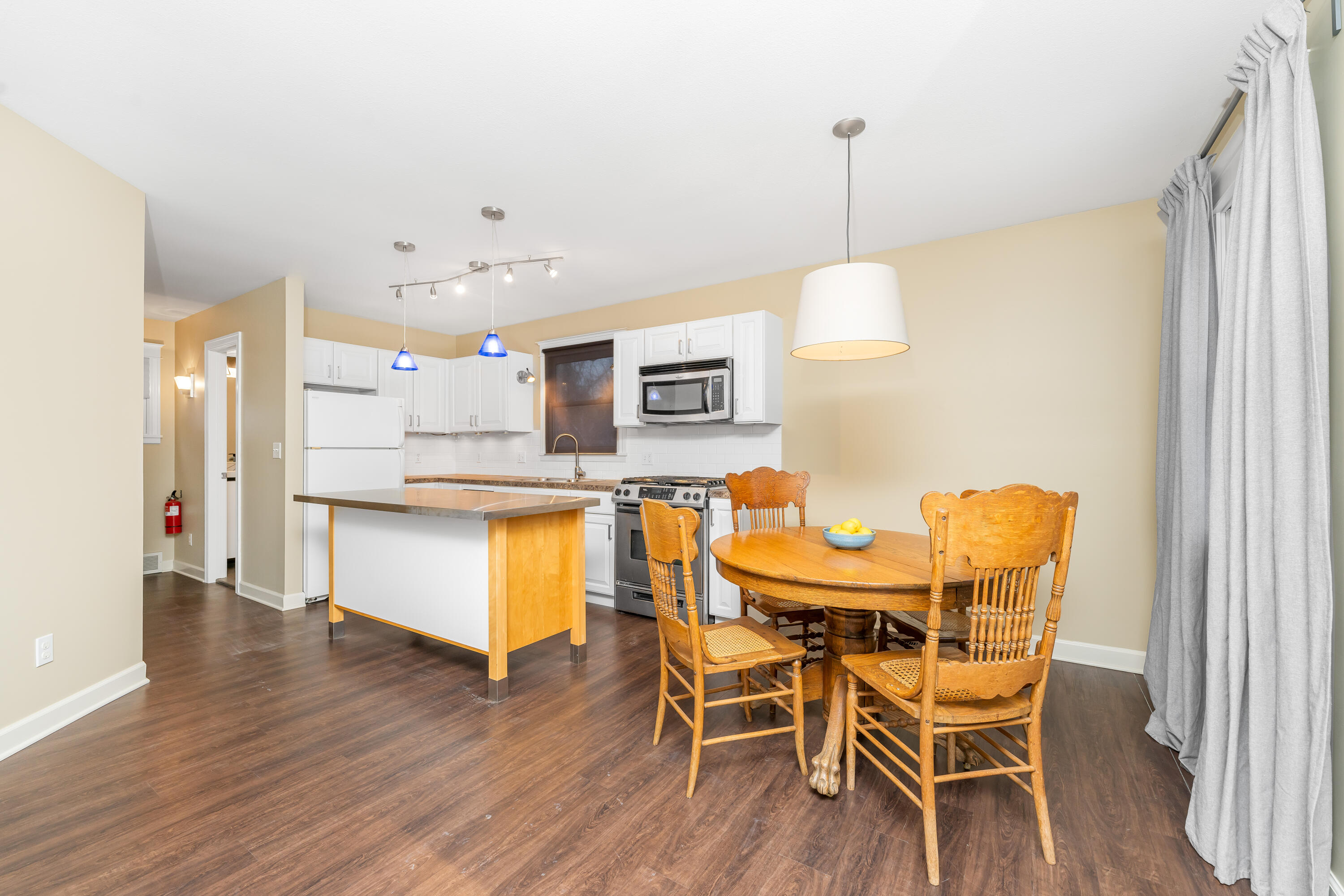 16 Park Street Saugatuck MI 49453