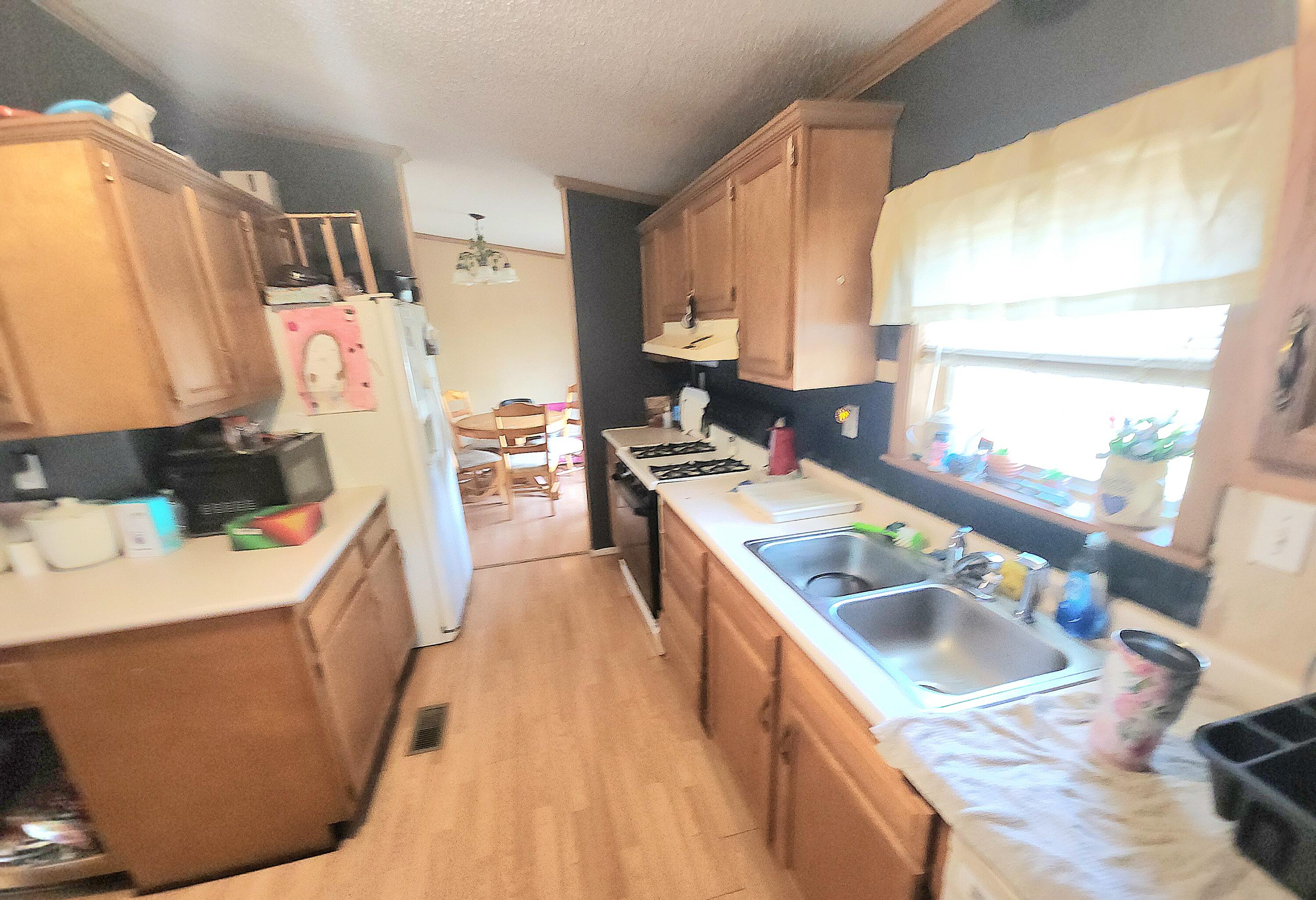 1848 Whisperwood Way E Muskegon MI 49442