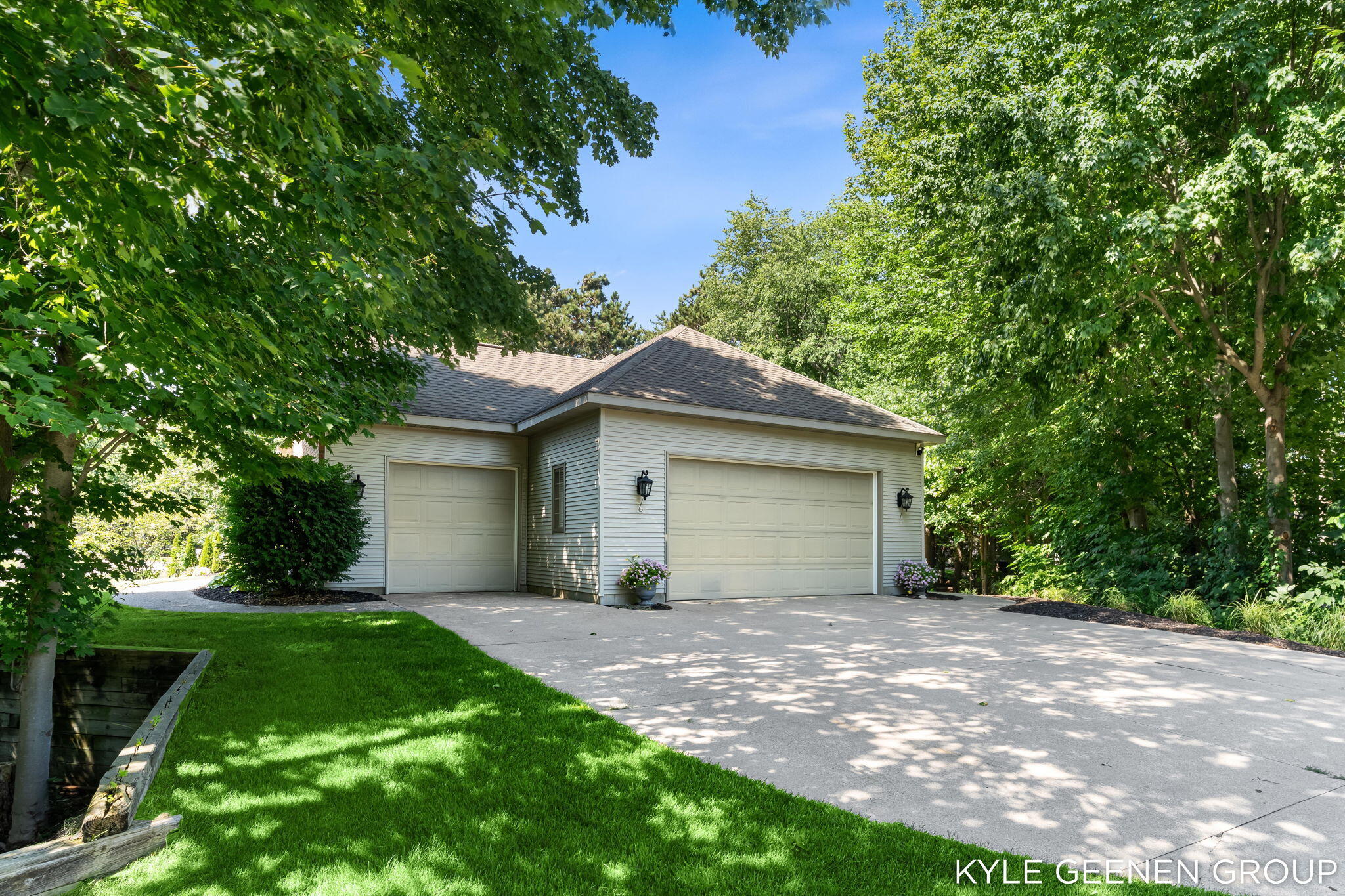 3000 Foxboro Lane Holland MI 49424