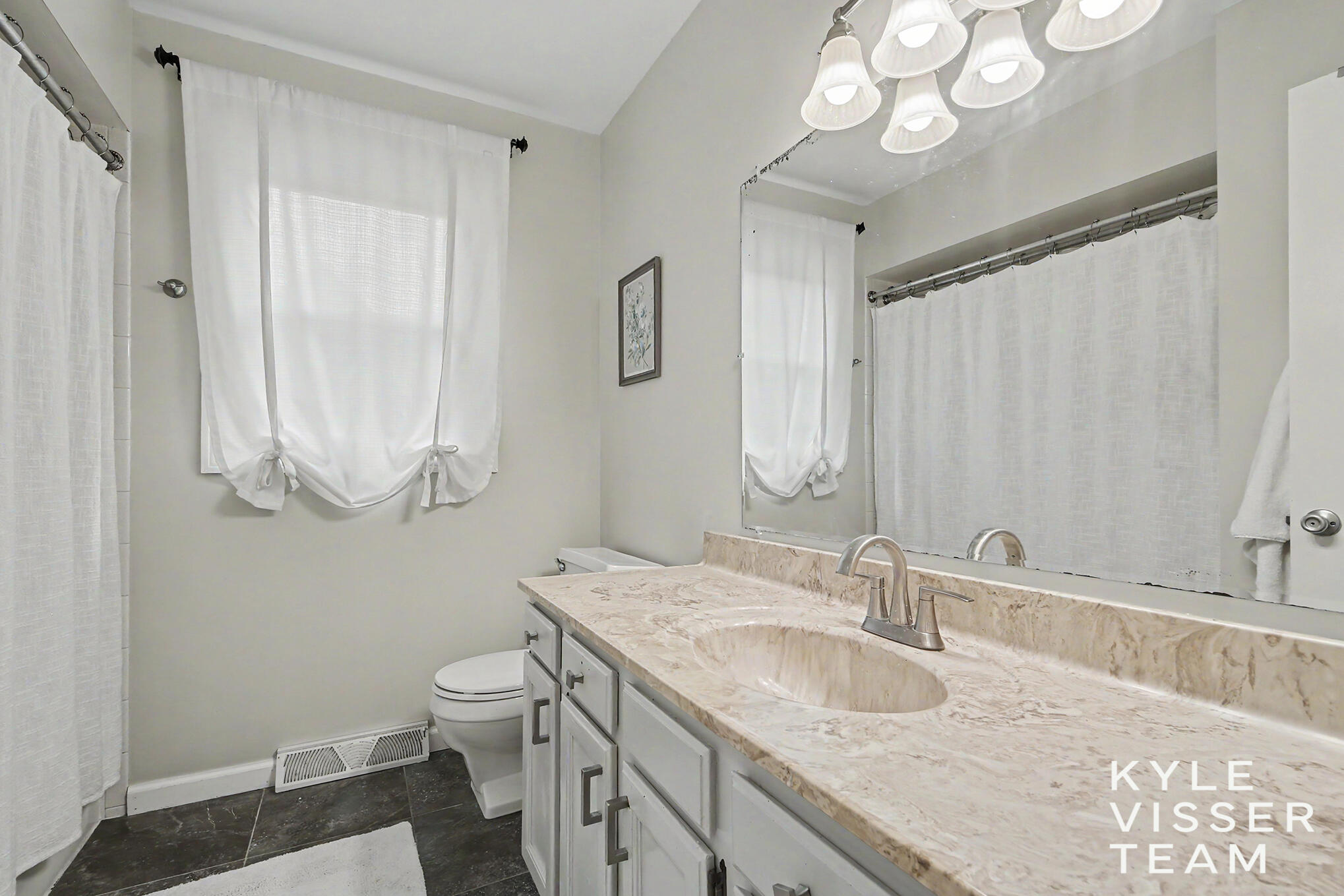 4320 Ludlow Drive SE Grand Rapids MI 49546