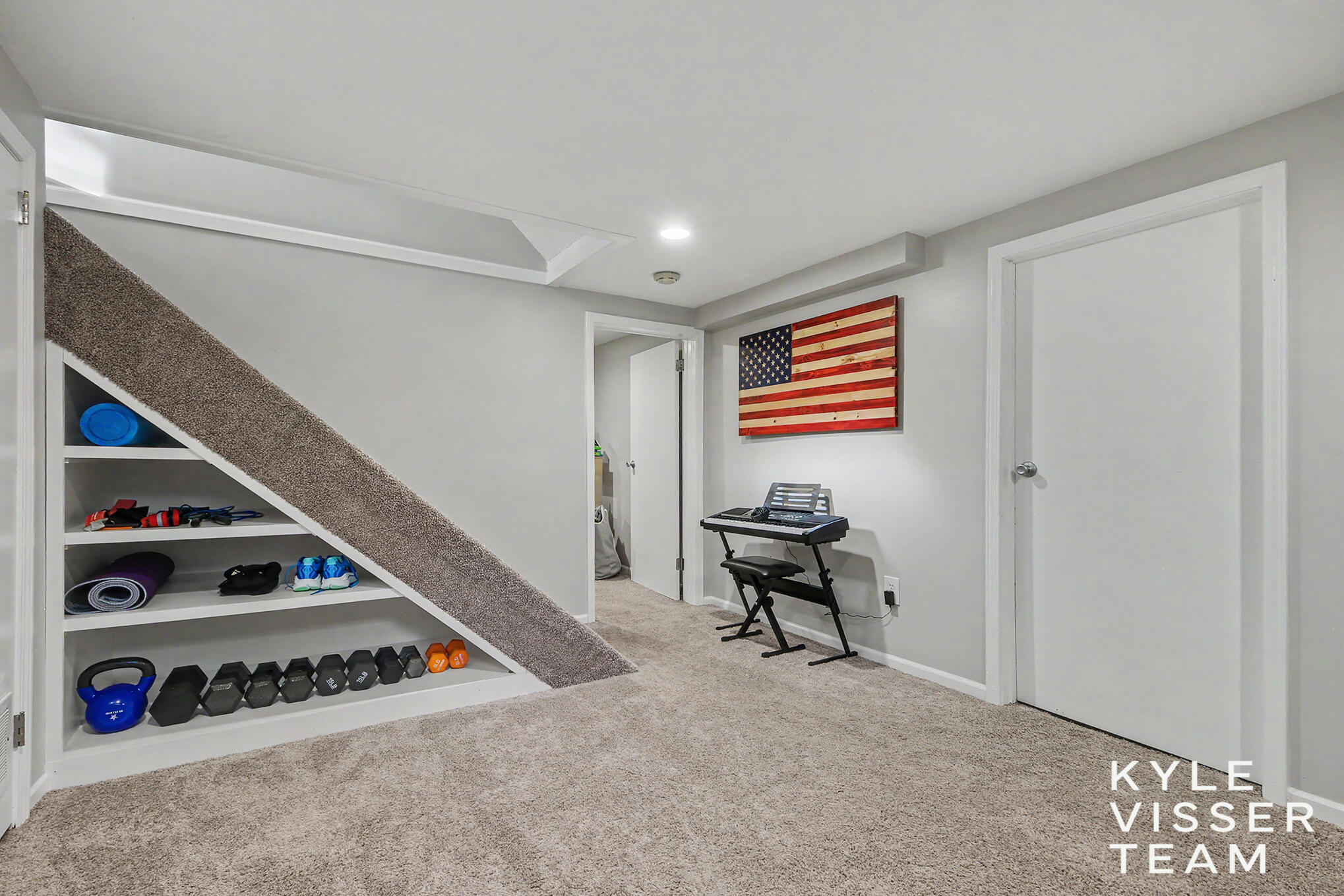 4320 Ludlow Drive SE Grand Rapids MI 49546