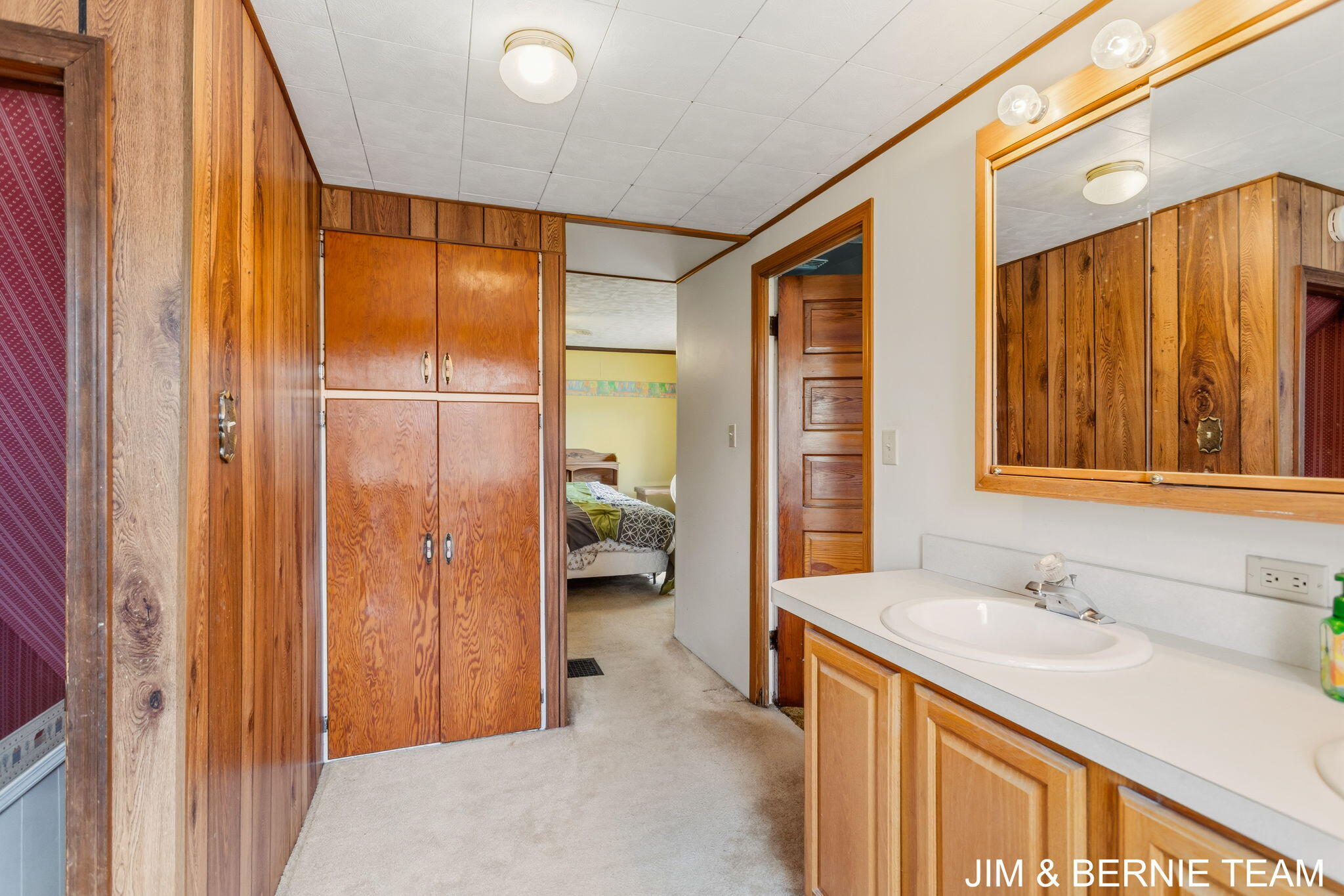 3185 104th Avenue Zeeland MI 49464